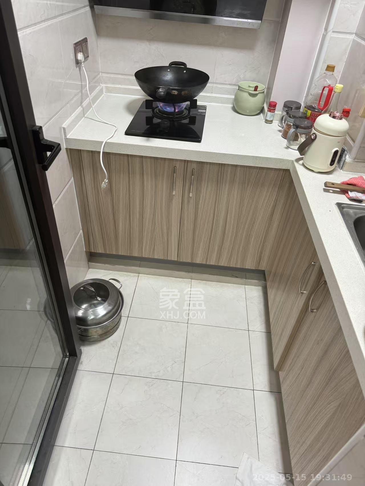 国泰九龙湾  1室1厅1卫   1600.00元/月室内图