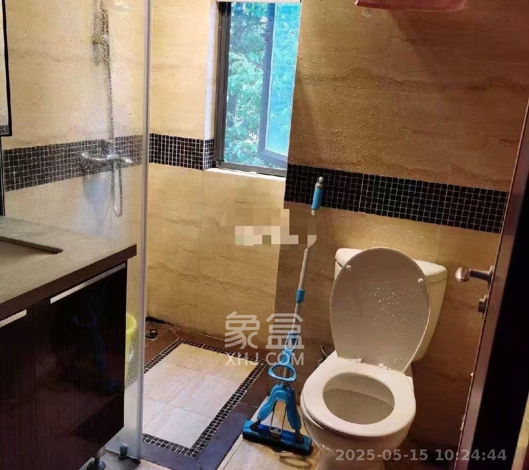 万科城  3室2厅1卫    2600.0元/月室内图