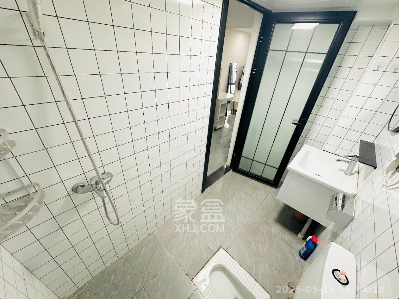 碧桂园城市之光  2室1厅1卫   2400.00元/月室内图