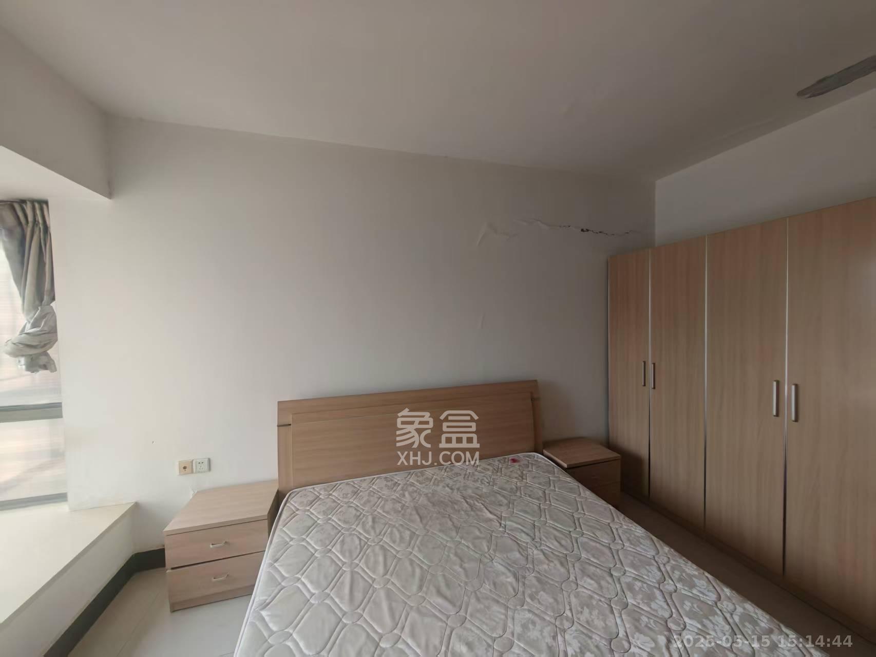 融科檀香山(融科紫檀、香山国际) 2室1厅1卫 2400.0元/月 融科檀香山(融科紫檀、香山国际) 2室1厅1卫 2400.0元/月室内图