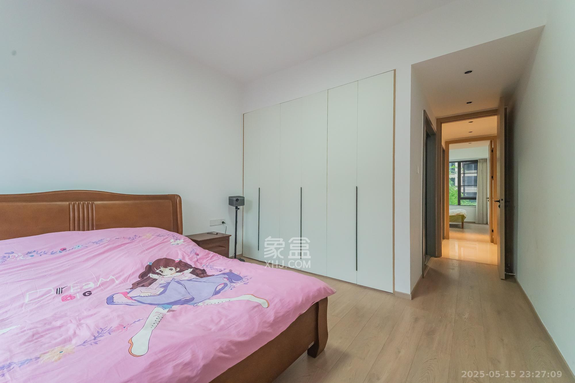 中交建发松雅院  4室2厅2卫    146.8万 中交建发松雅院  4室2厅2卫    146.8万卧室