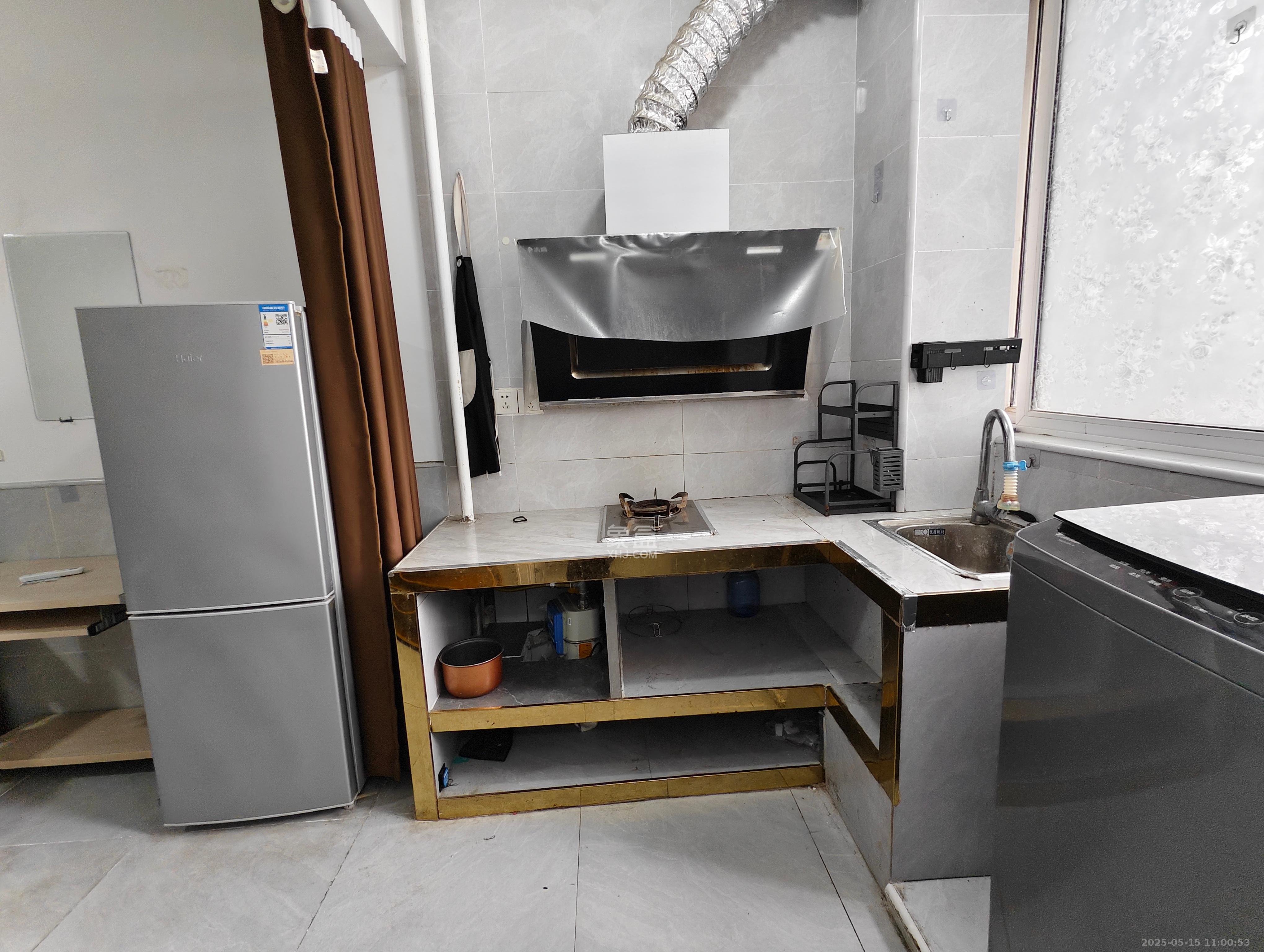 建鸿达现代公寓  1室1厅1卫   1500.00元/月室内图