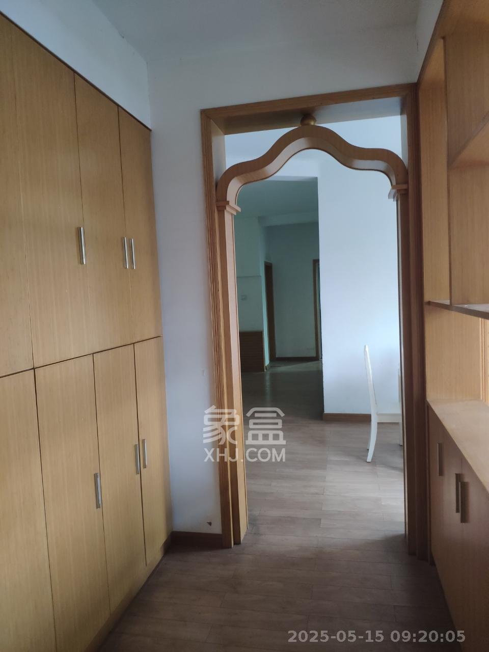 湘府东苑 3室2厅2卫 2700.0元/月 湘府东苑 3室2厅2卫 2700.0元/月室内图