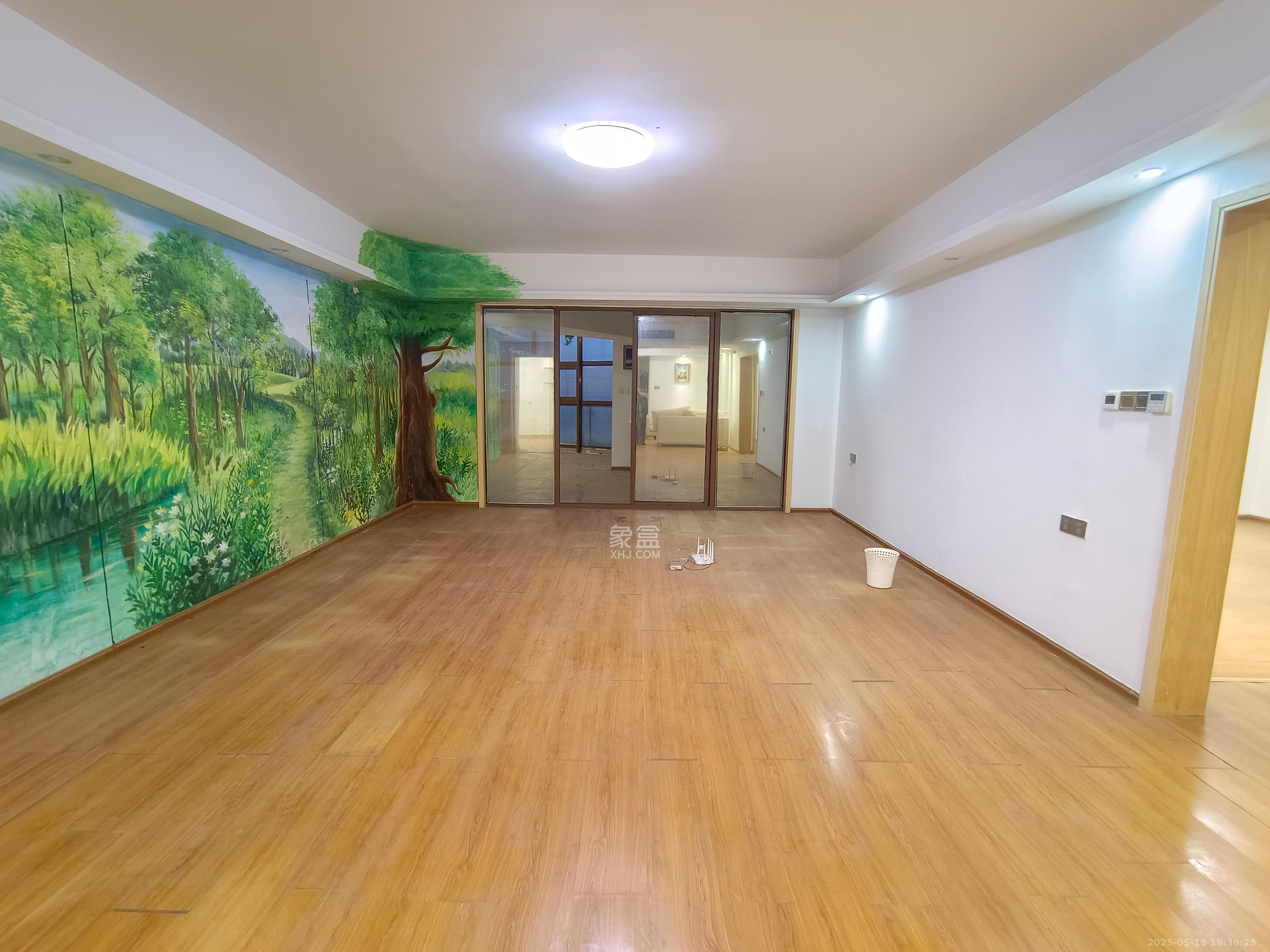 湘江世纪城富湾国际  4室2厅2卫    7500.0元/月 湘江世纪城富湾国际  4室2厅2卫    7500.0元/月