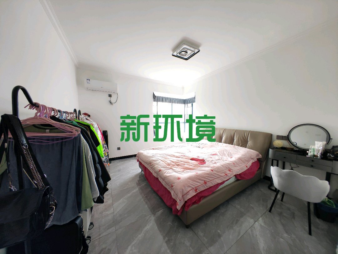 东方明珠  3室2厅1卫   75.00万客厅