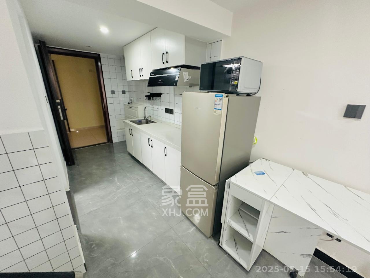 碧桂园城市之光  2室1厅1卫   2400.00元/月室内图