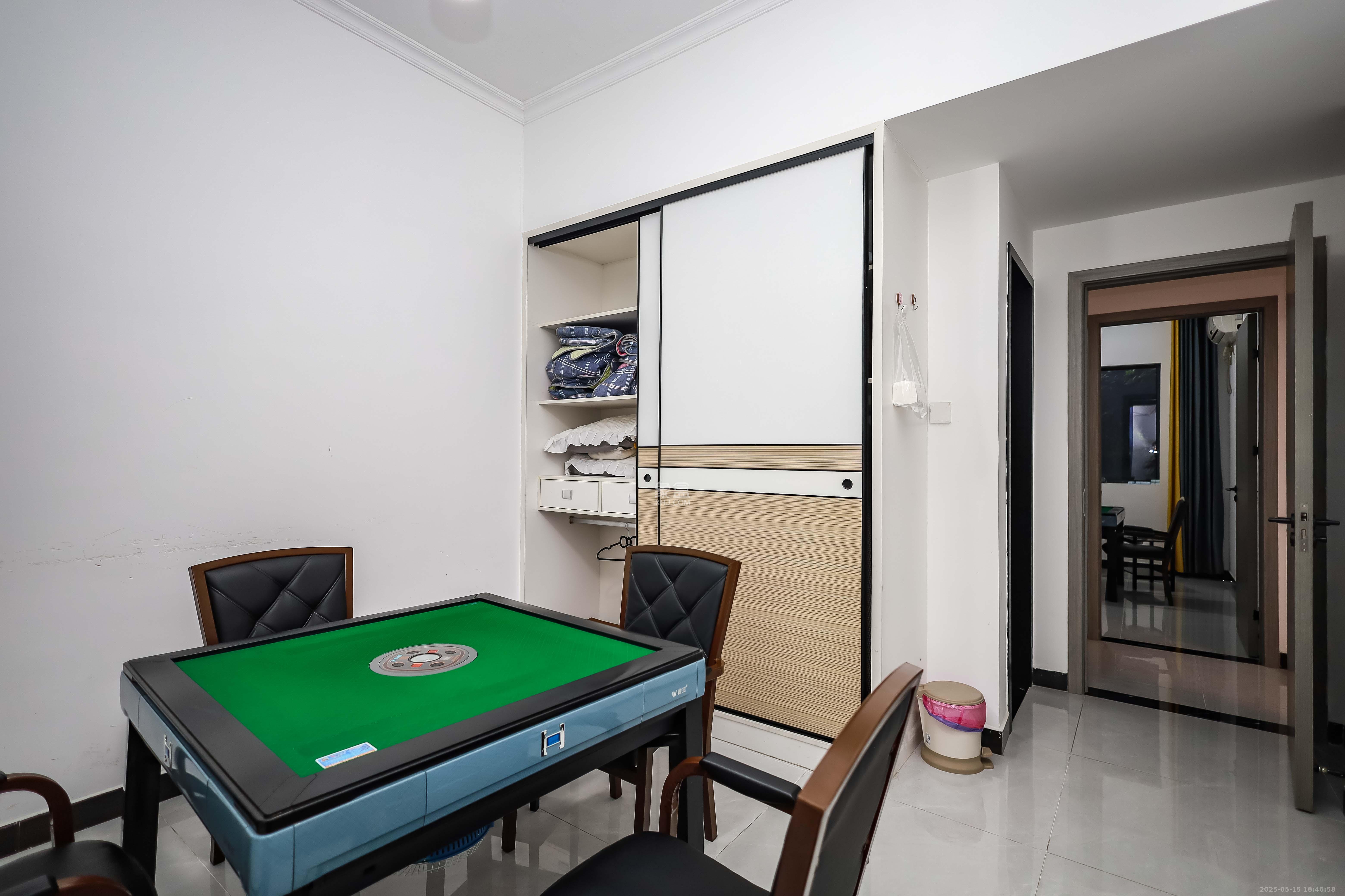 长房云时代 3室2厅2卫 92.0万 长房云时代 3室2厅2卫 92.0万卧室