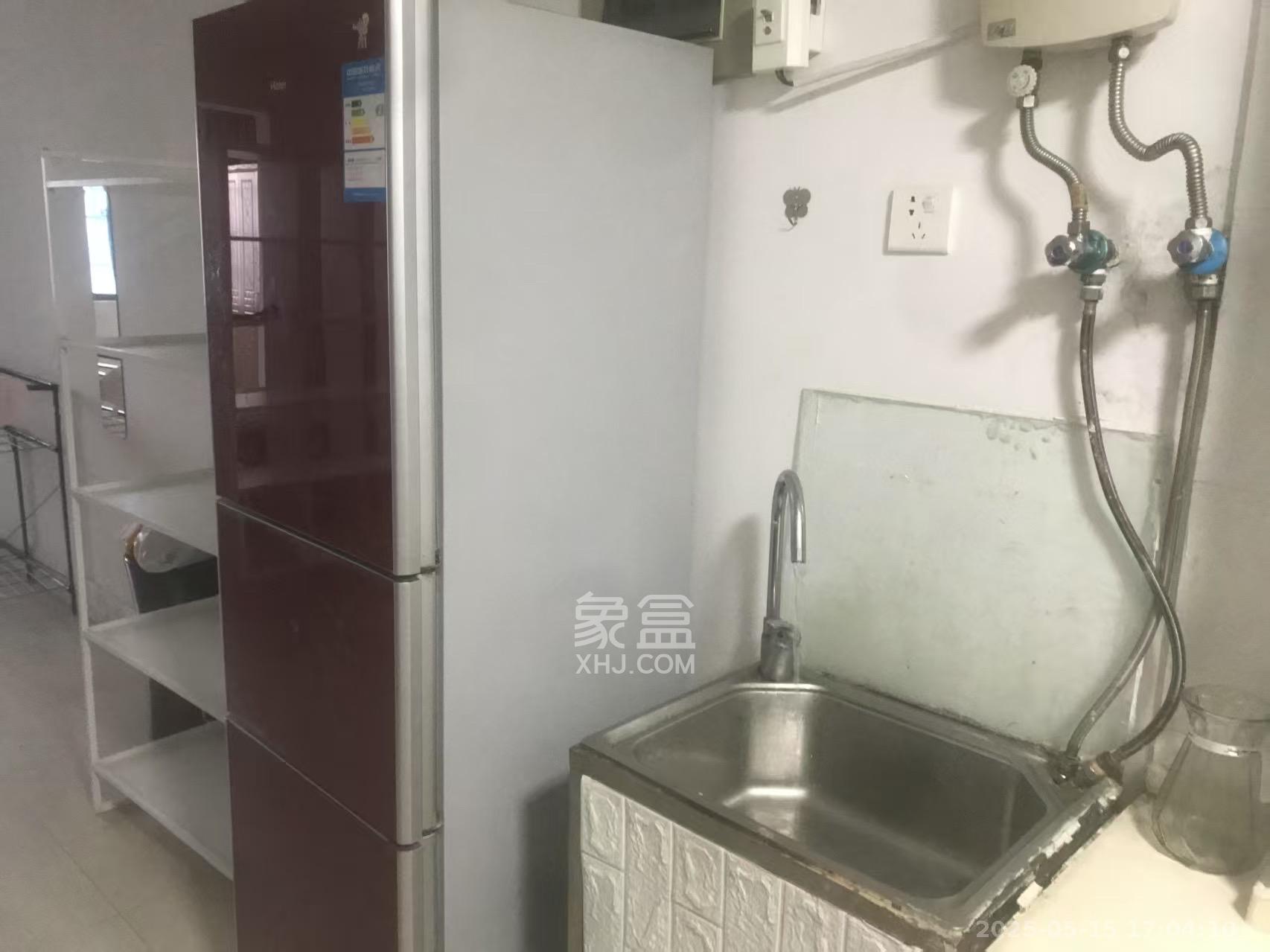 华府壹航线  1室1厅1卫   1300.00元/月室内图