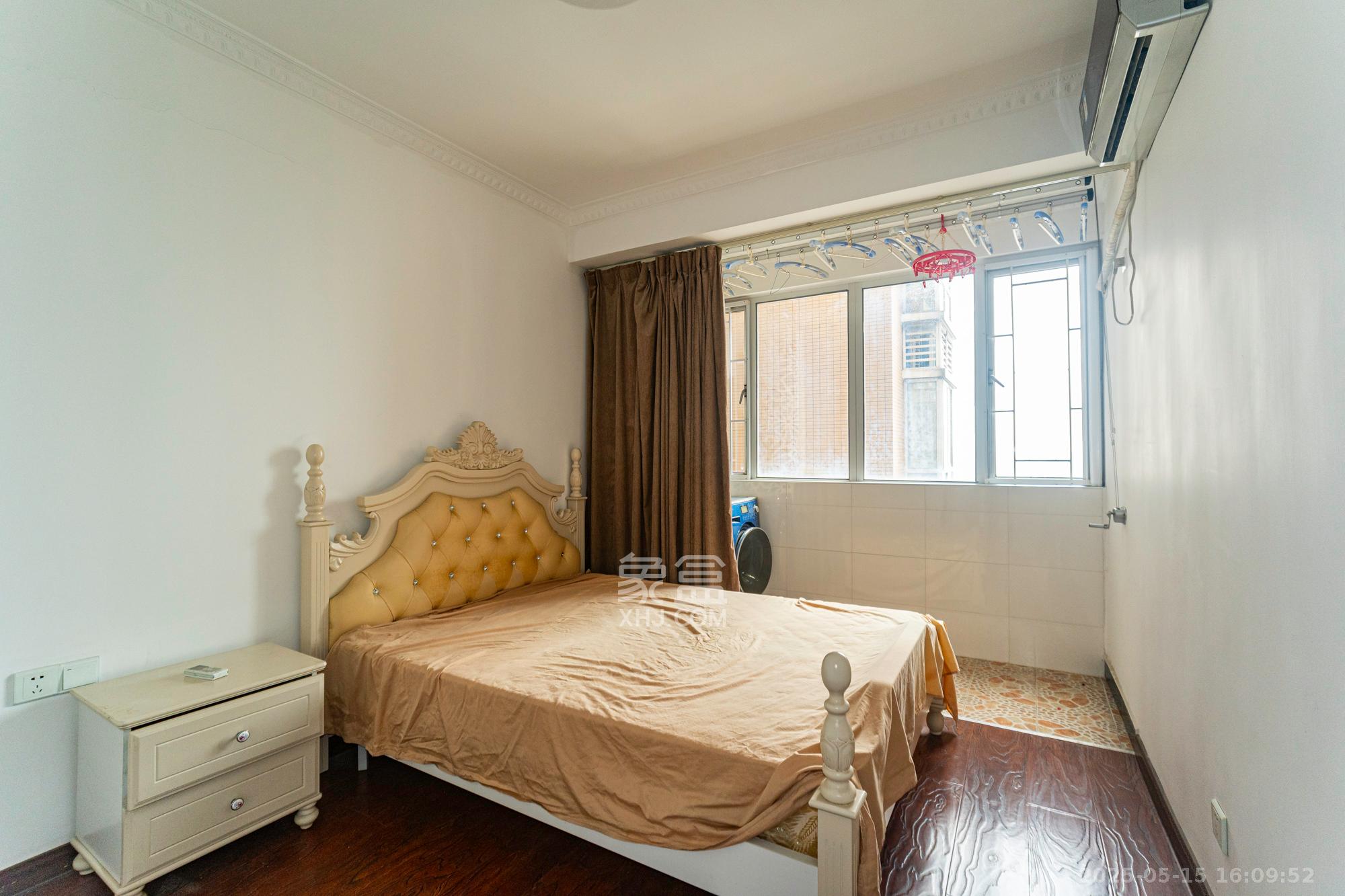 恒广国际景园一二区  3室2厅2卫    90.0万 恒广国际景园一二区  3室2厅2卫    90.0万卧室