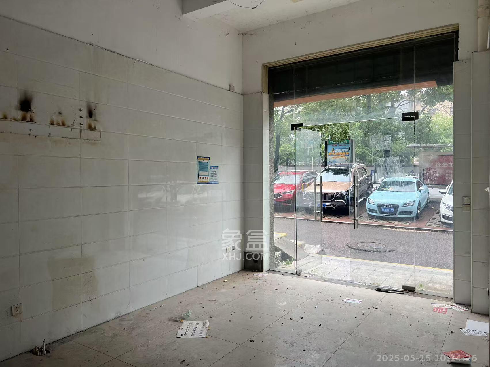 长城雅苑   93.0㎡      8500.0元/月室内图