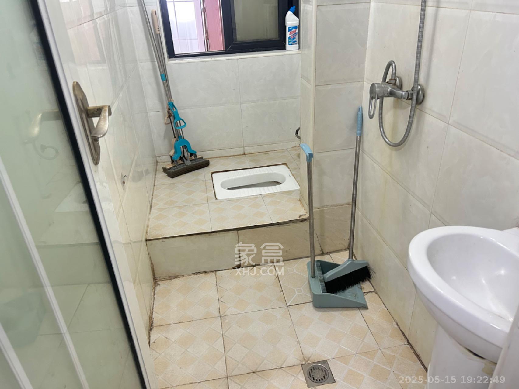 红树湾 1室1厅1卫 1000.0元/月 红树湾 1室1厅1卫 1000.0元/月室内图