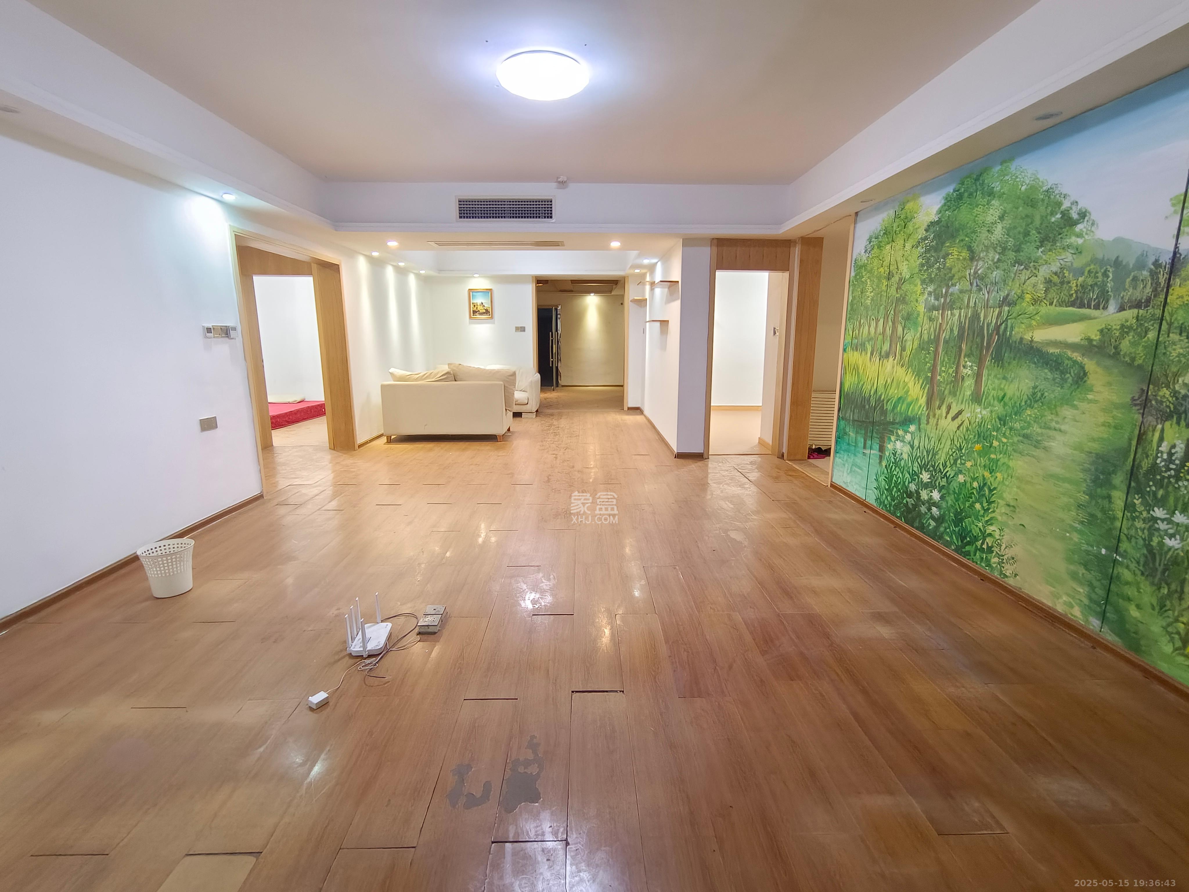 湘江世纪城富湾国际 4室2厅2卫 7500.0元/月 湘江世纪城富湾国际 4室2厅2卫 7500.0元/月室内图