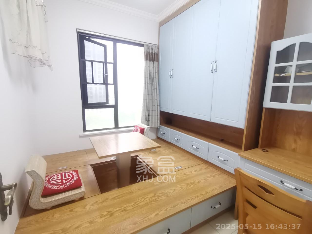 卓越浅水湾  4室2厅2卫    3500.0元/月 卓越浅水湾  4室2厅2卫    3500.0元/月室内图