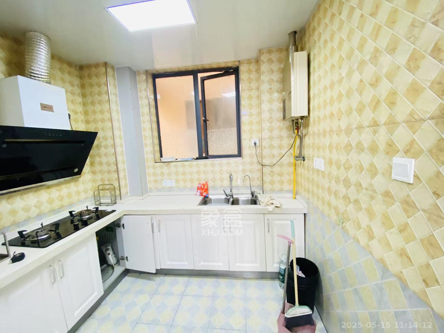 乾城(兴旺乾城) 2室1厅1卫 2200.0元/月 乾城(兴旺乾城) 2室1厅1卫 2200.0元/月室内图