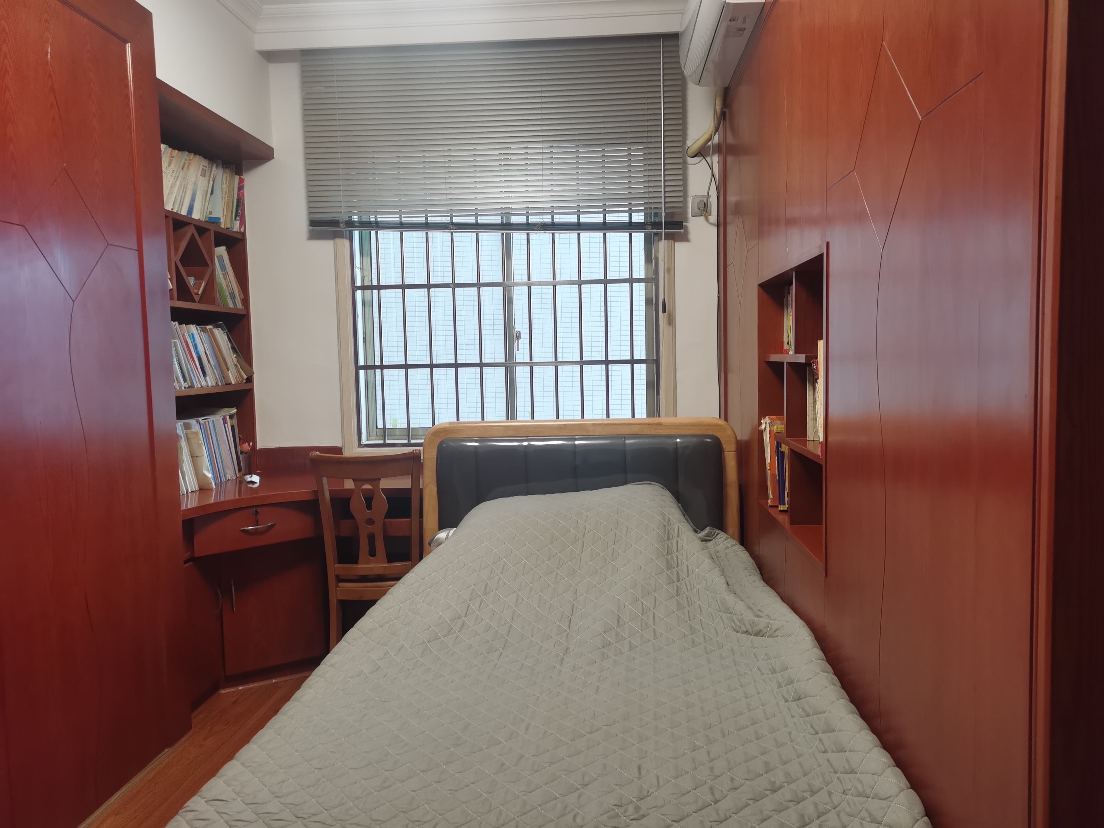 锦绣明珠  3室2厅1卫   2100.00元/月室内图