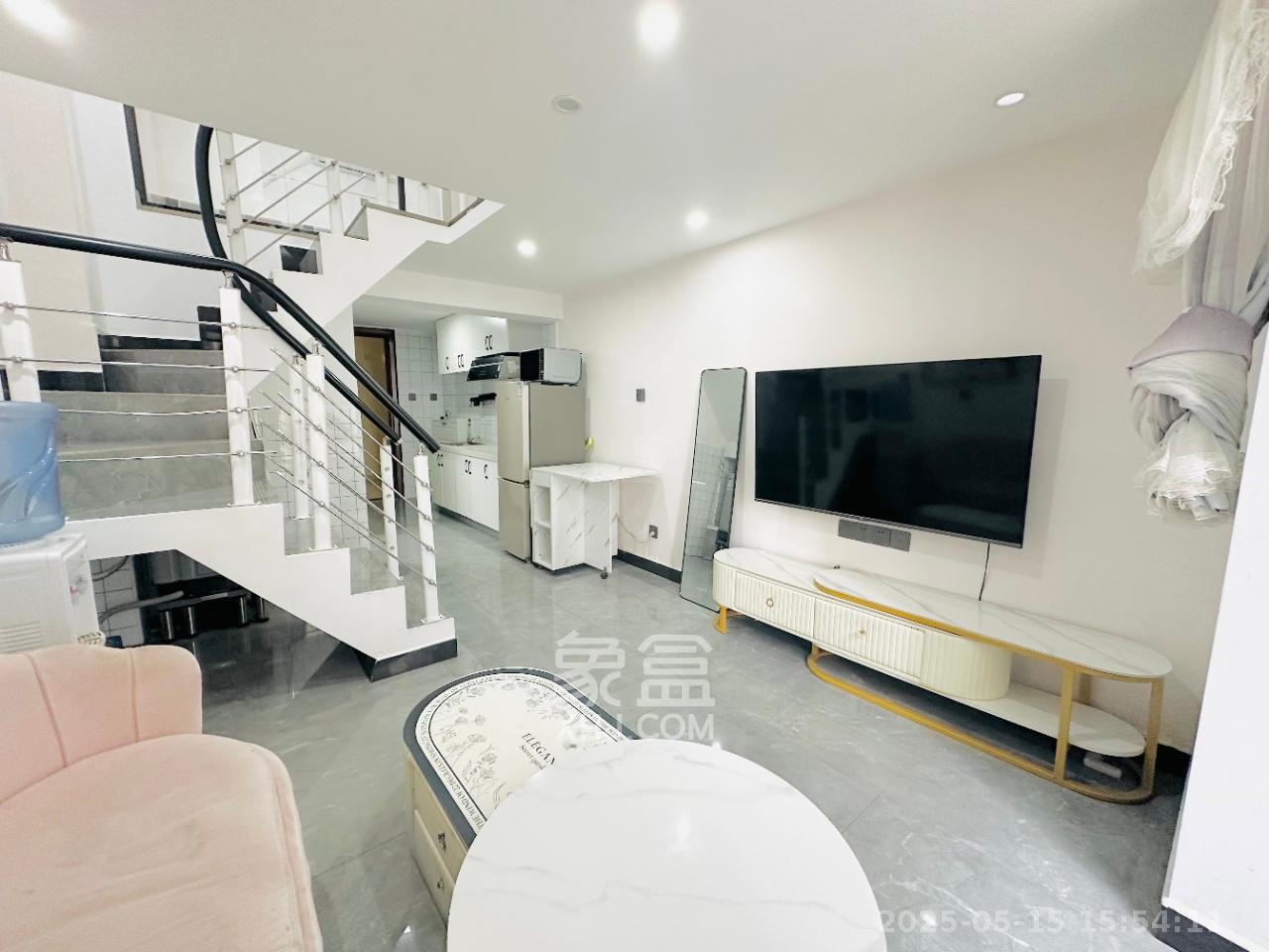 碧桂园城市之光  2室1厅1卫   2400.00元/月室内图