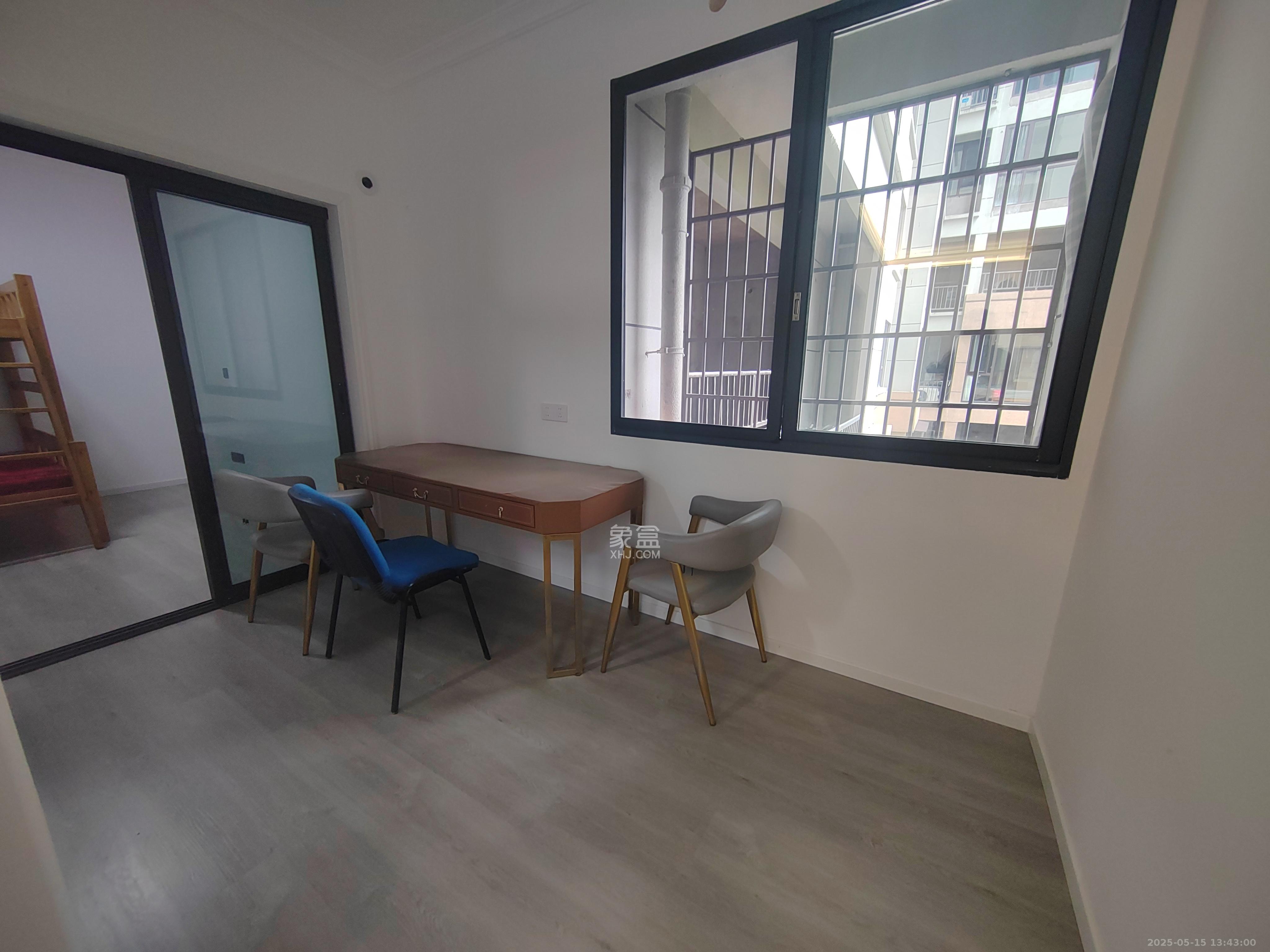 步步高新天地瑞府  3室2厅1卫    1500.0元/月 步步高新天地瑞府  3室2厅1卫    1500.0元/月室内图