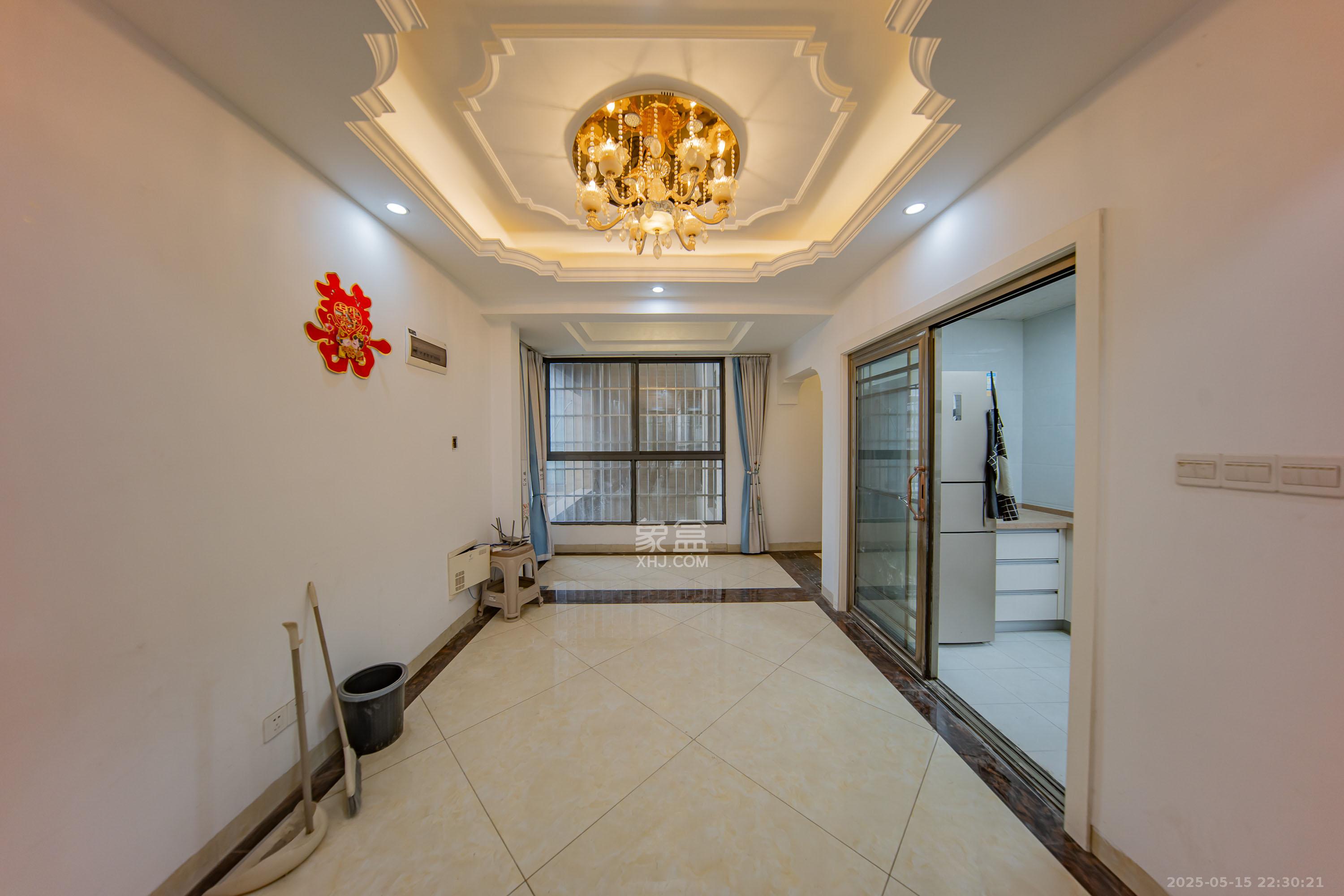 中建麓山和苑 3室2厅2卫 78.0万 中建麓山和苑 3室2厅2卫 78.0万客厅