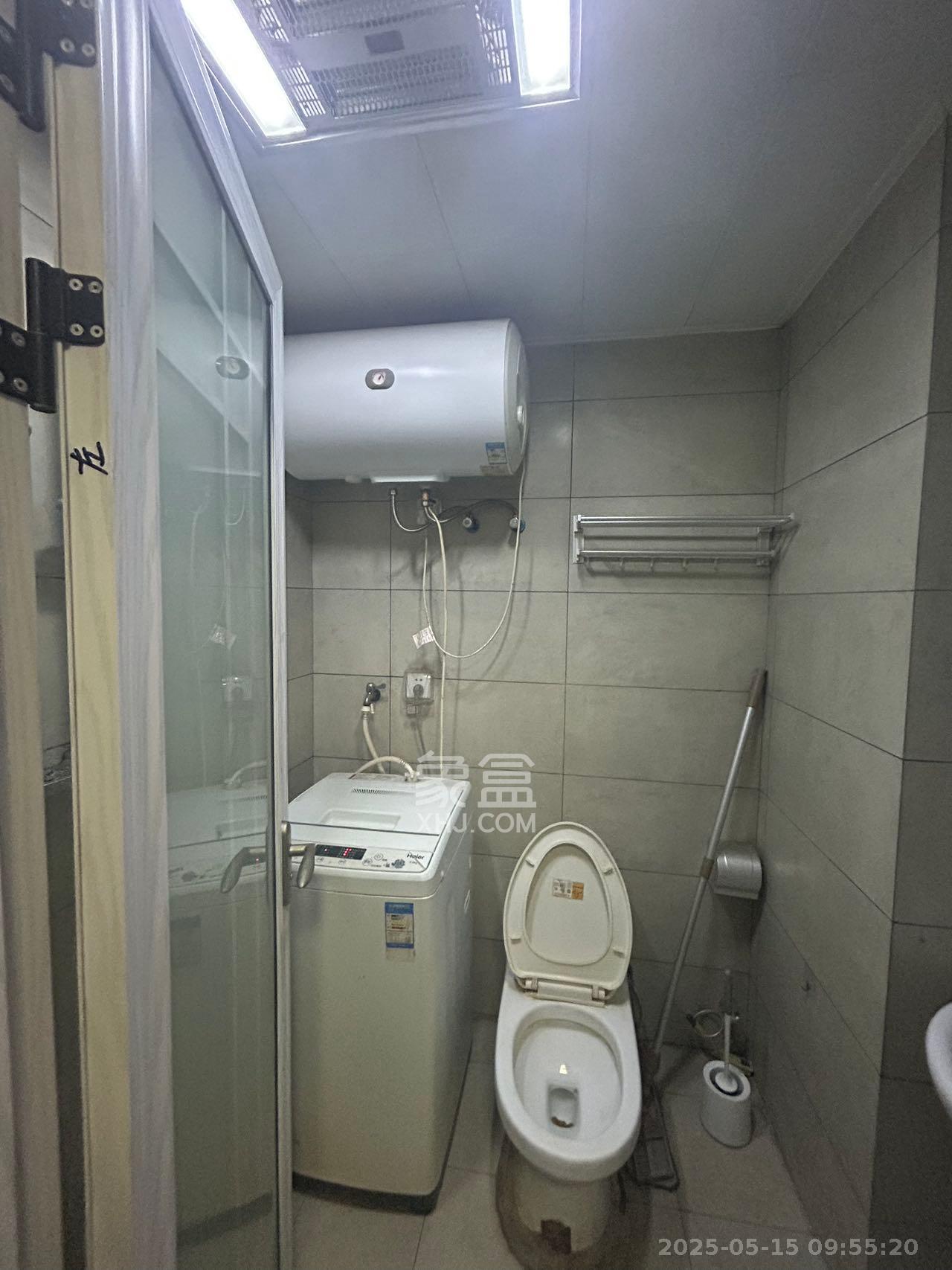 星城荣域  1室1厅1卫   1500.00元/月室内图