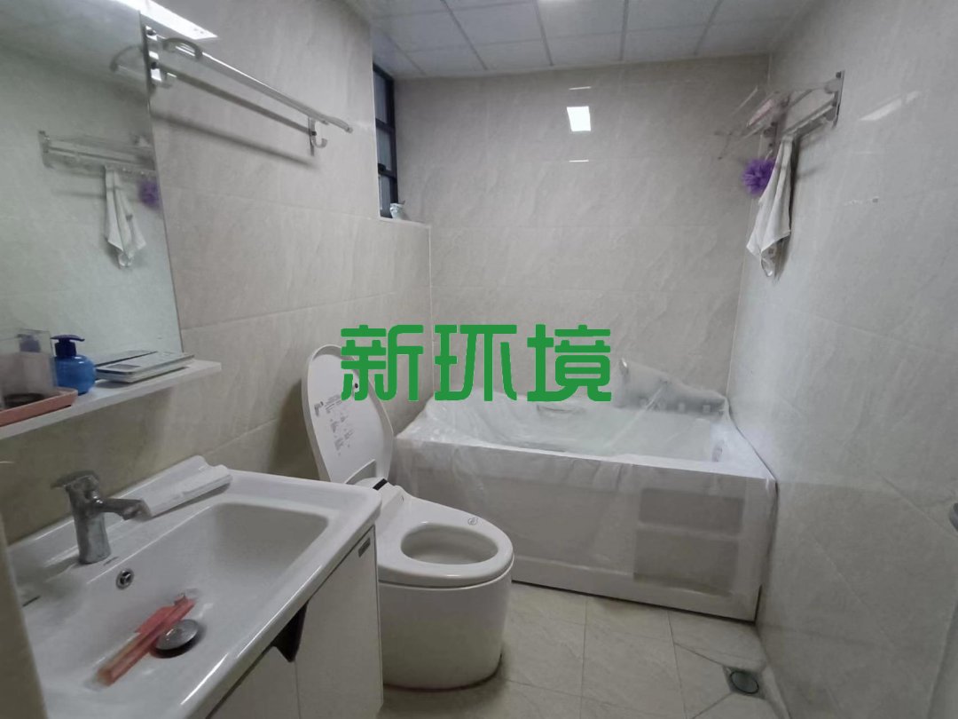 东方明珠  3室2厅2卫   79.80万客厅