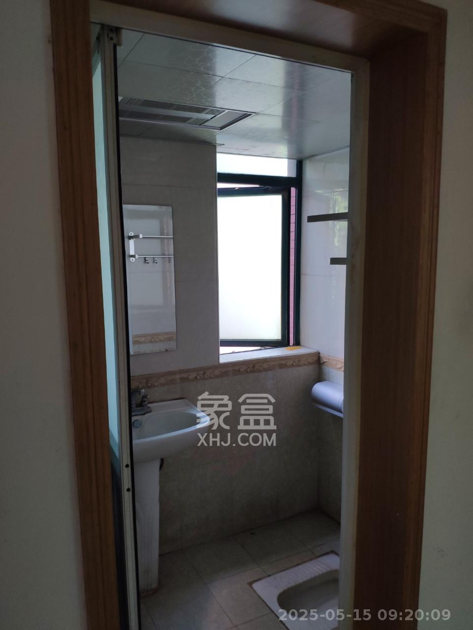 湘府东苑 3室2厅2卫 2700.0元/月 湘府东苑 3室2厅2卫 2700.0元/月室内图