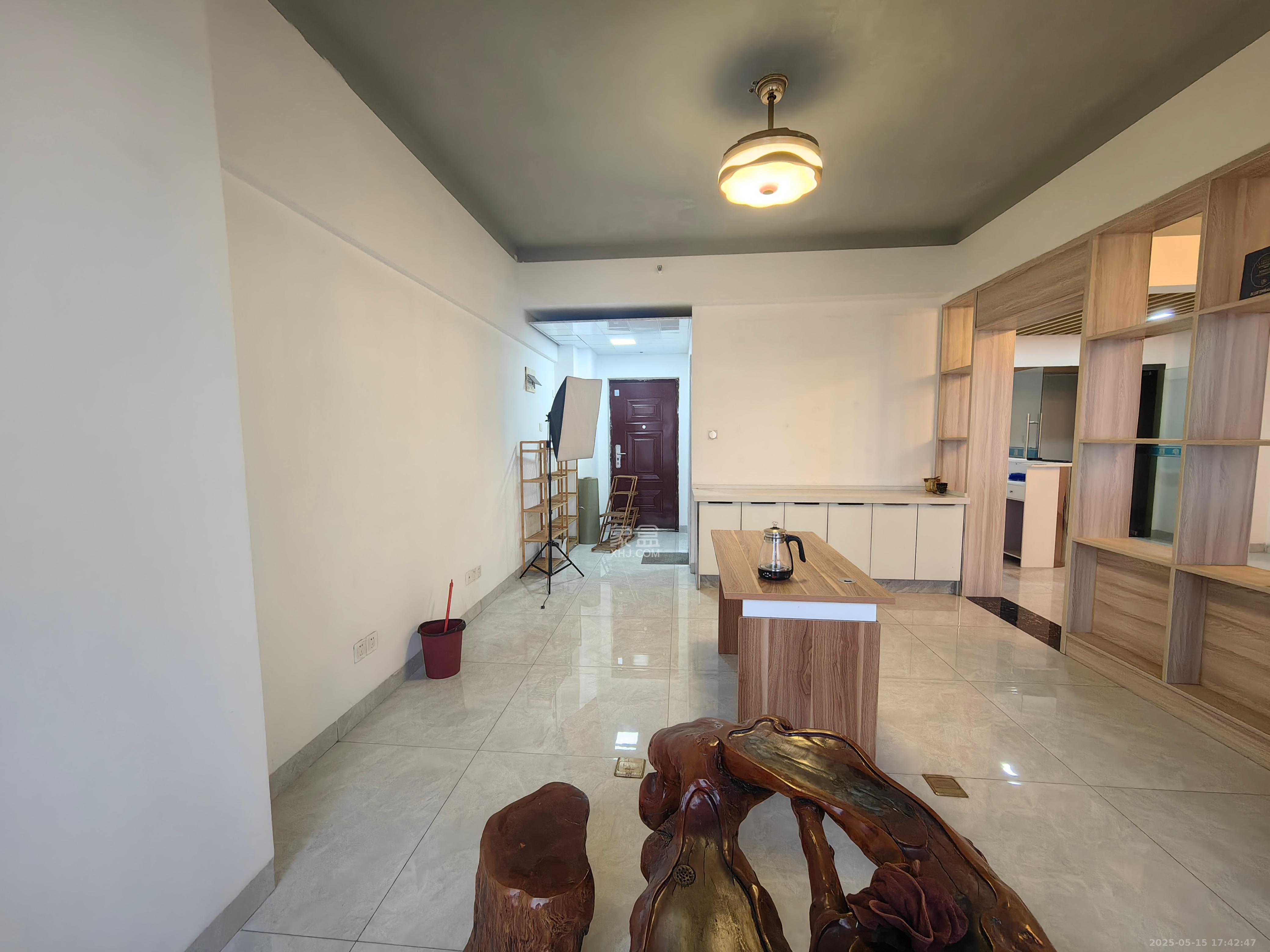 MOMA当代广场  2室1厅1卫    2200.0元/月 MOMA当代广场  2室1厅1卫    2200.0元/月室内图