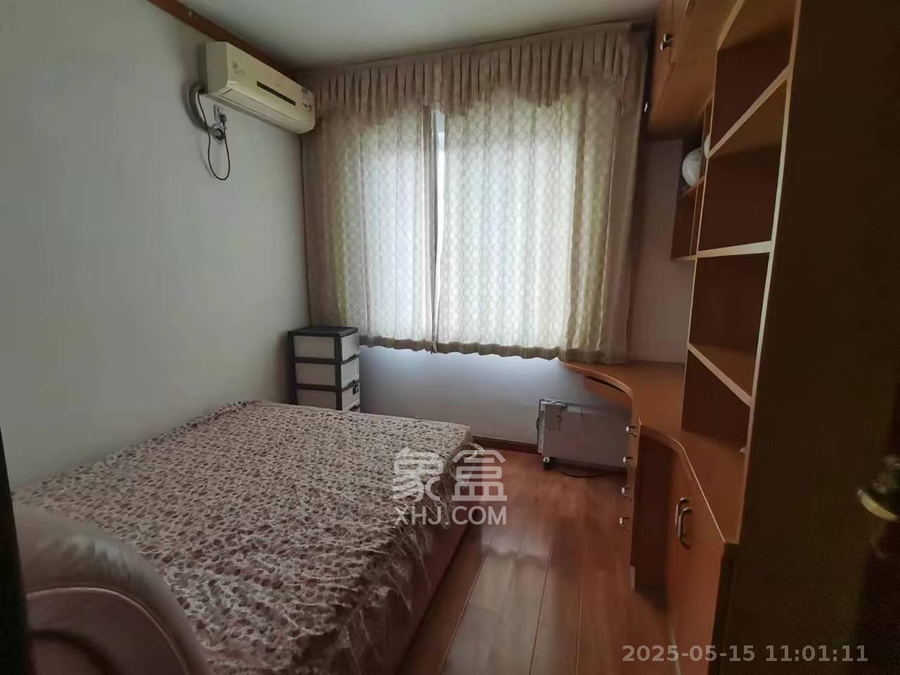 世景华庭 4室2厅2卫 2200.0元/月 世景华庭 4室2厅2卫 2200.0元/月室内图