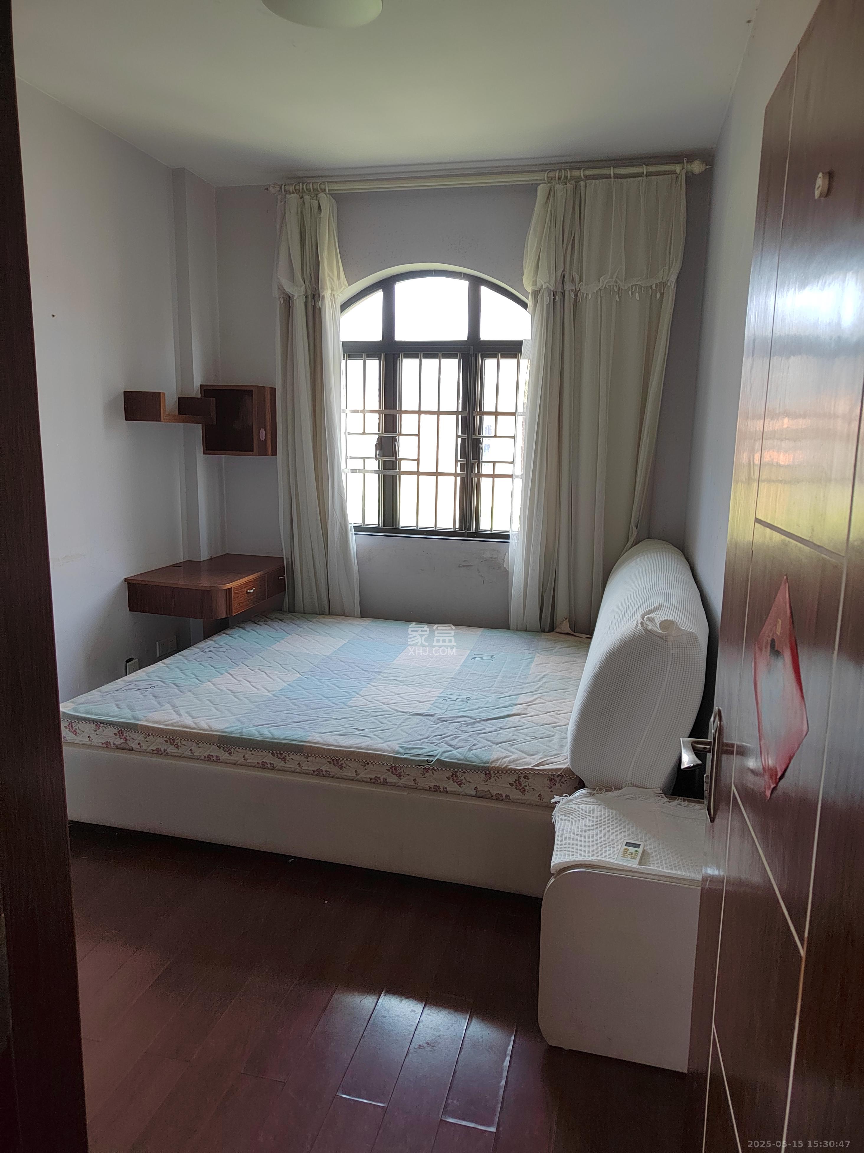 鹏基诺亚山林 3室2厅1卫 1700.0元/月 鹏基诺亚山林 3室2厅1卫 1700.0元/月室内图