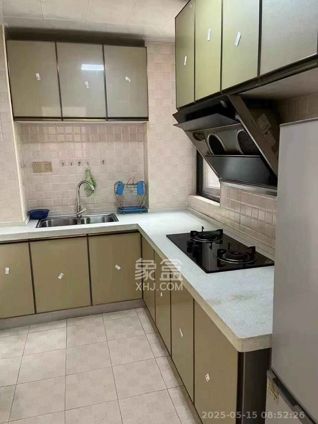 怡海星城 2室2厅1卫 1600.0元/月 怡海星城 2室2厅1卫 1600.0元/月室内图