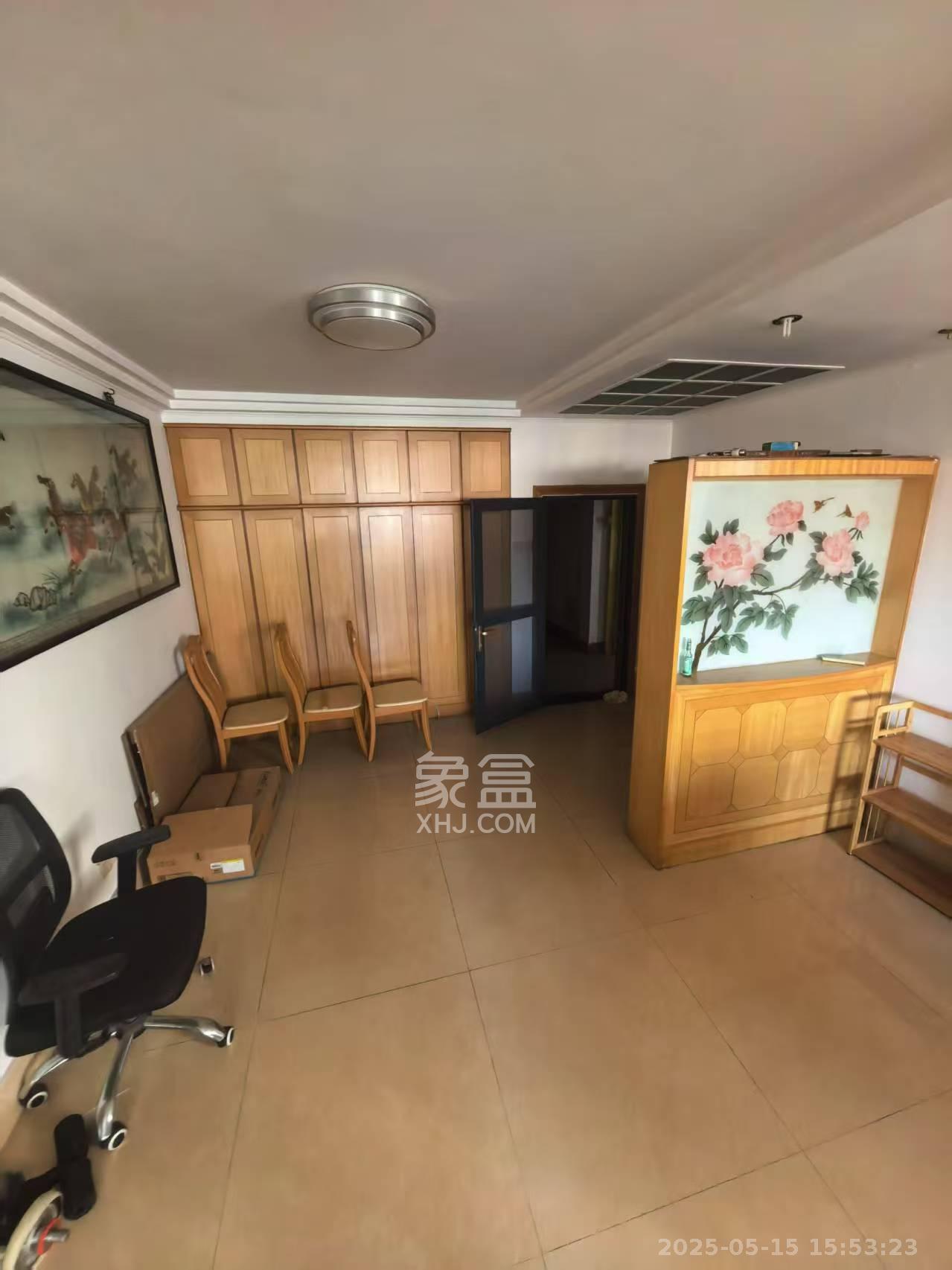 建行芙蓉支行宿舍  1室2厅1卫   3000.00元/月室内图
