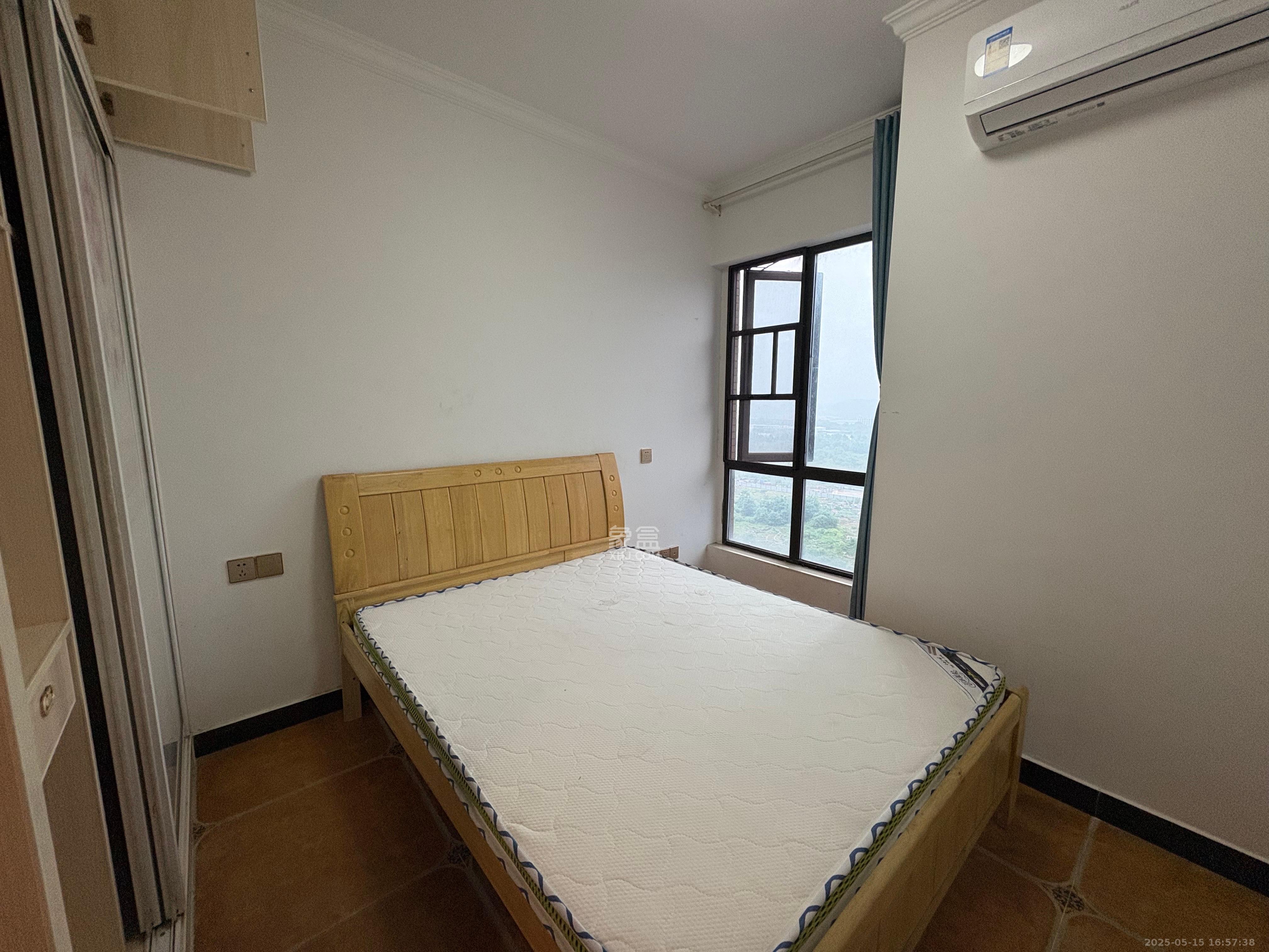 东宜兰园  3室2厅2卫   2300.00元/月室内图