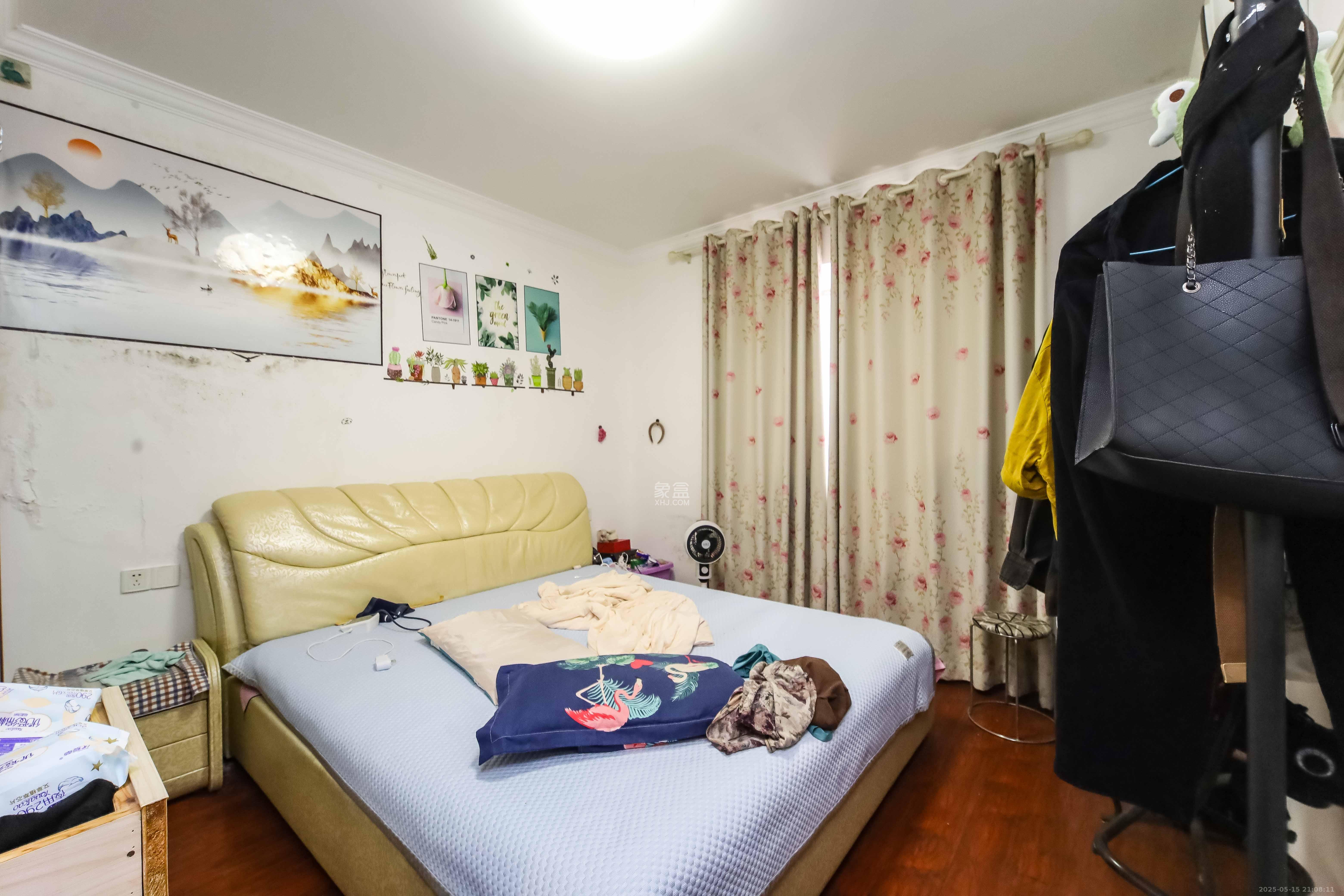 西源鑫大厦  2室2厅1卫   69.80万卧室