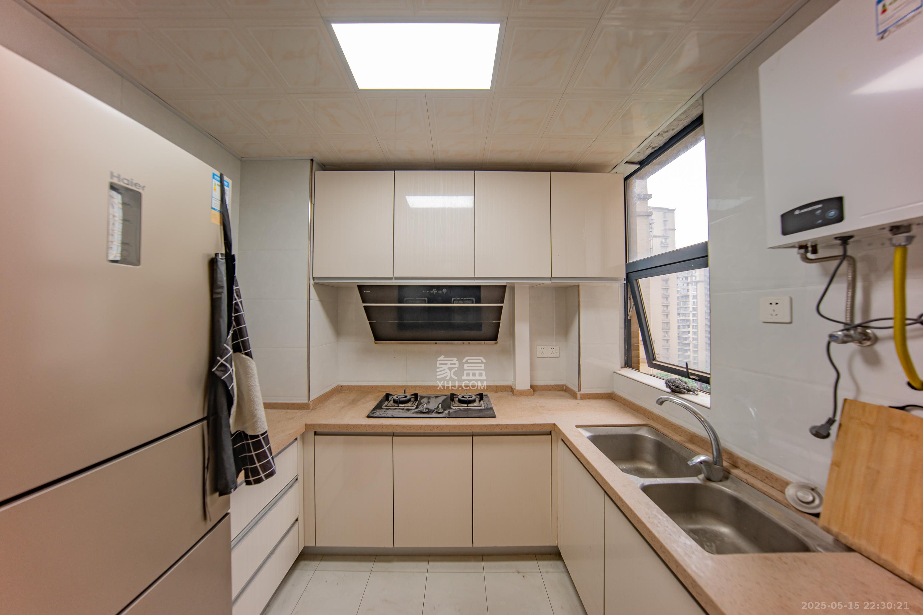 中建麓山和苑 3室2厅2卫 78.0万 中建麓山和苑 3室2厅2卫 78.0万厨房