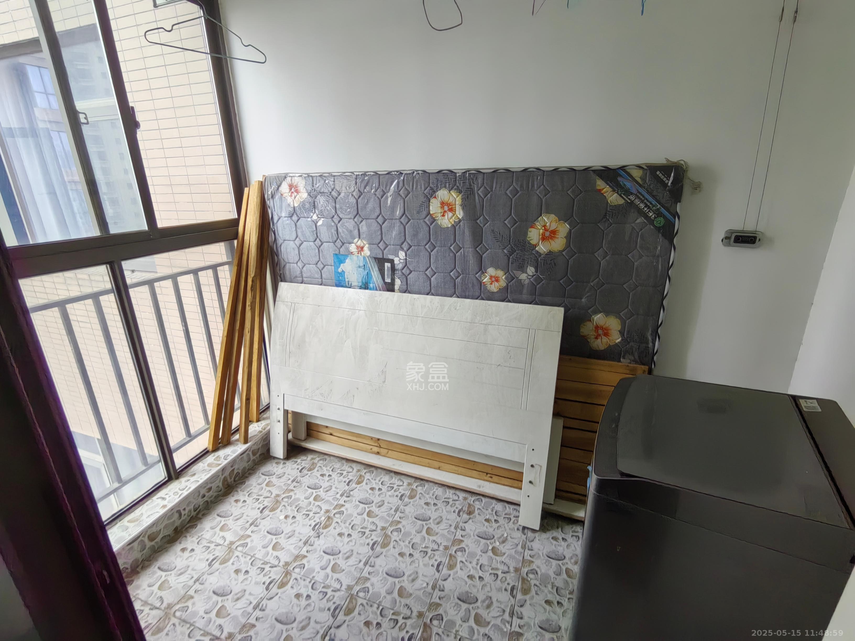 万象凯旋湾  2室1厅1卫   1800.00元/月室内图