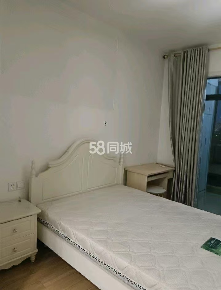 水映豪廷（一，二，三期）  1室1厅1卫   1400.00元/月