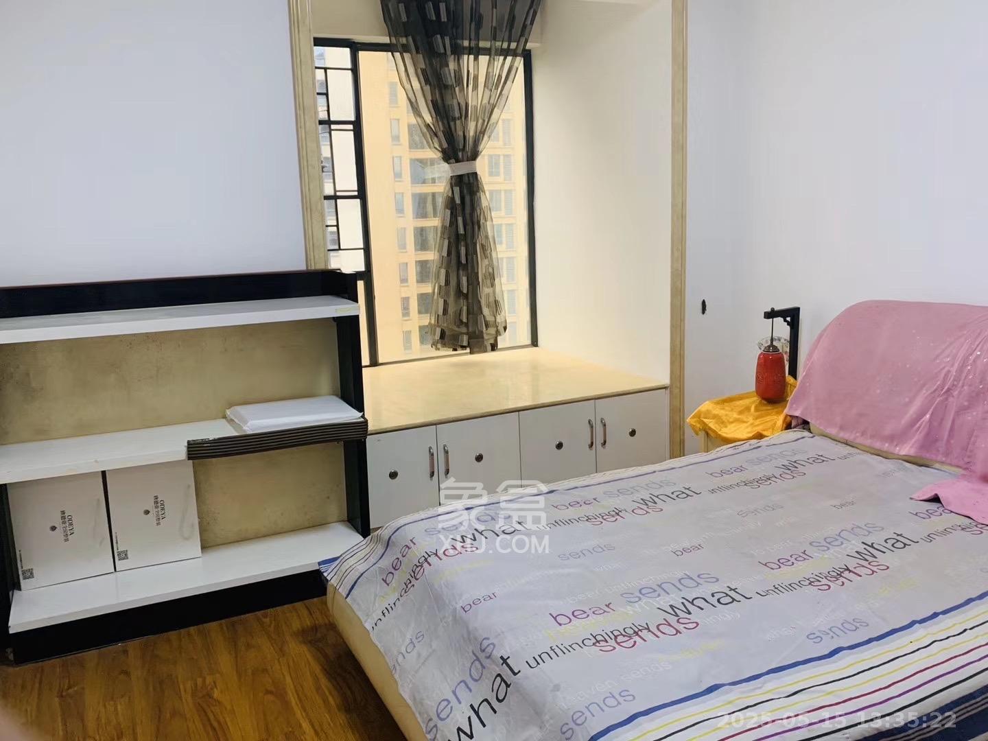 保利麓谷林语C区  5室2厅1卫   3300.00元/月室内图