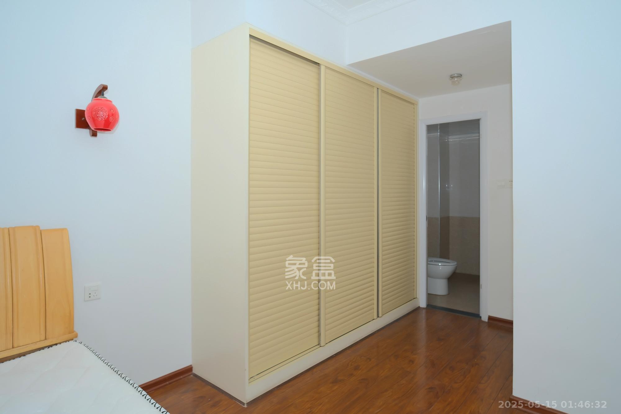 好望谷  3室2厅2卫   80.00万其他