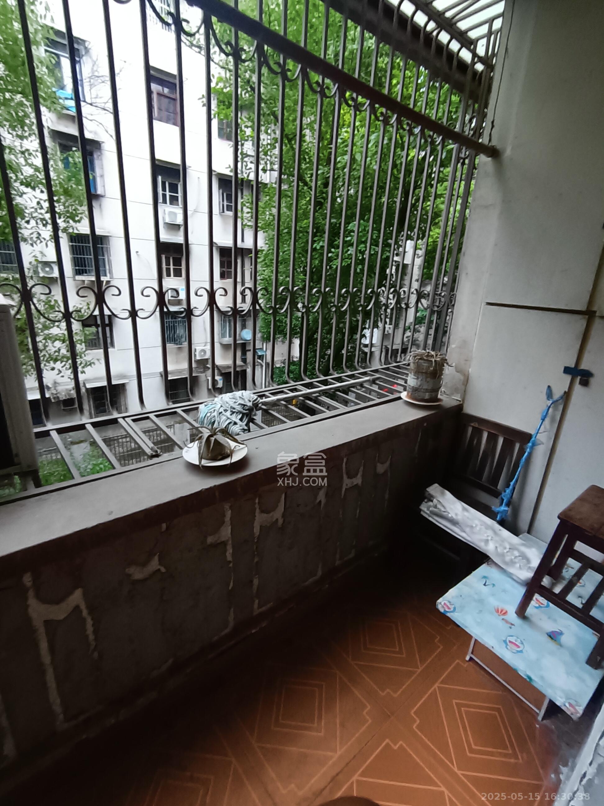 人民新村  1室1厅1卫   750.00元/月室内图