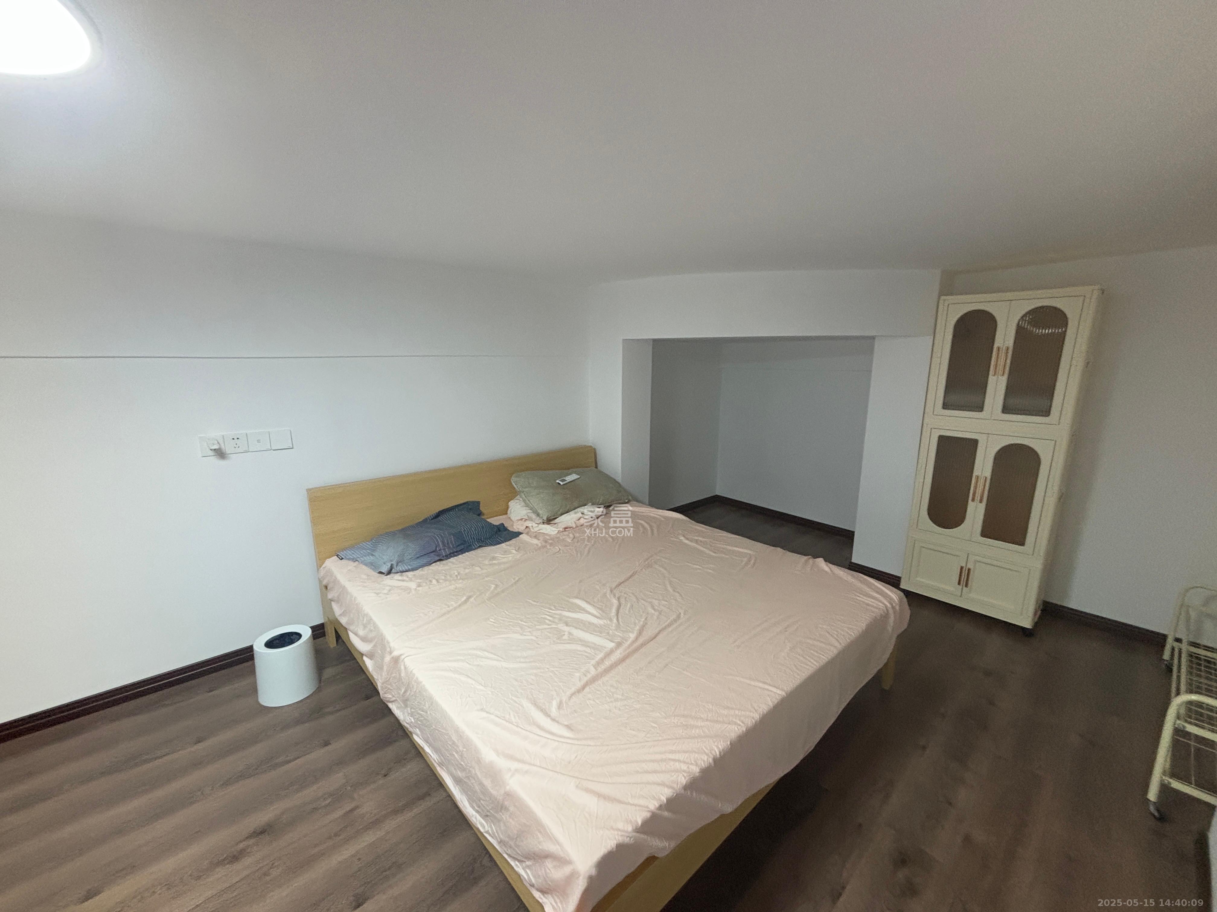 欣隆居  1室1厅1卫   2300.00元/月室内图