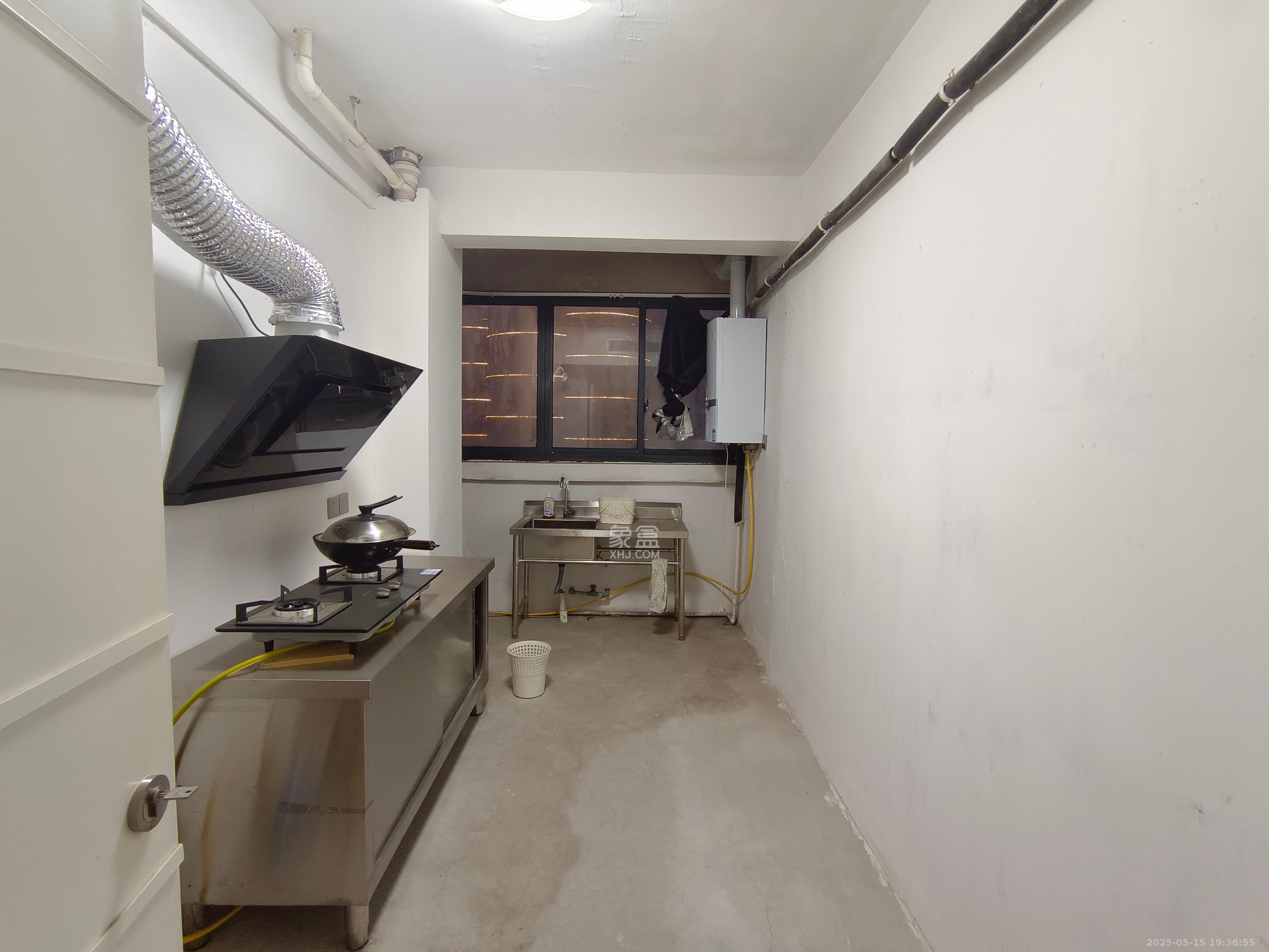 湘江世纪城富湾国际 4室2厅2卫 7500.0元/月 湘江世纪城富湾国际 4室2厅2卫 7500.0元/月室内图