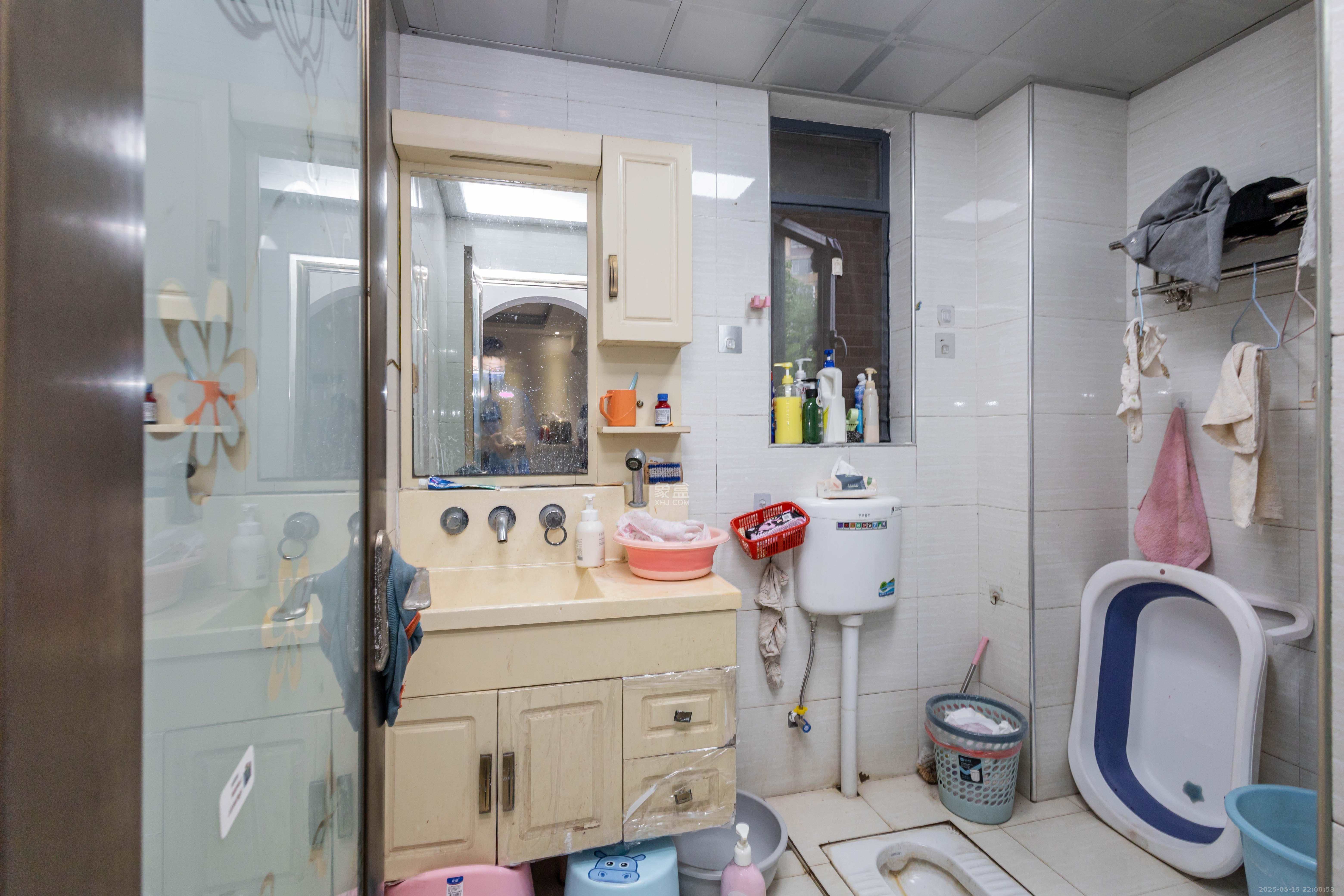 中国铁建国际城一期 3室2厅2卫 69.0万 中国铁建国际城一期 3室2厅2卫 69.0万卫生间