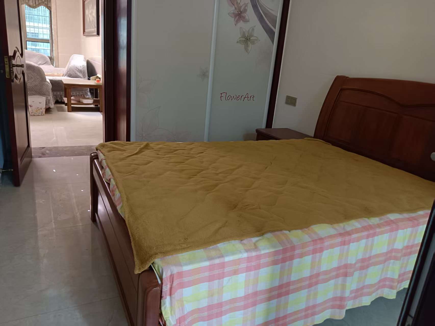 雅士林安置房 3室2厅2卫 1400.0元/月 雅士林安置房 3室2厅2卫 1400.0元/月室内图