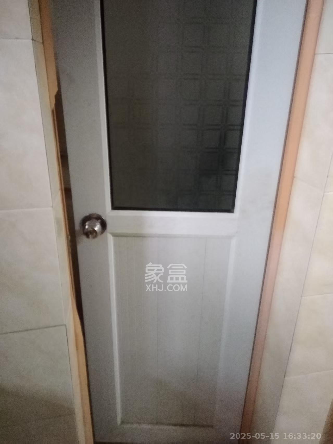 解放四村石子冲 2室1厅1卫 1200.0元/月 解放四村石子冲 2室1厅1卫 1200.0元/月室内图