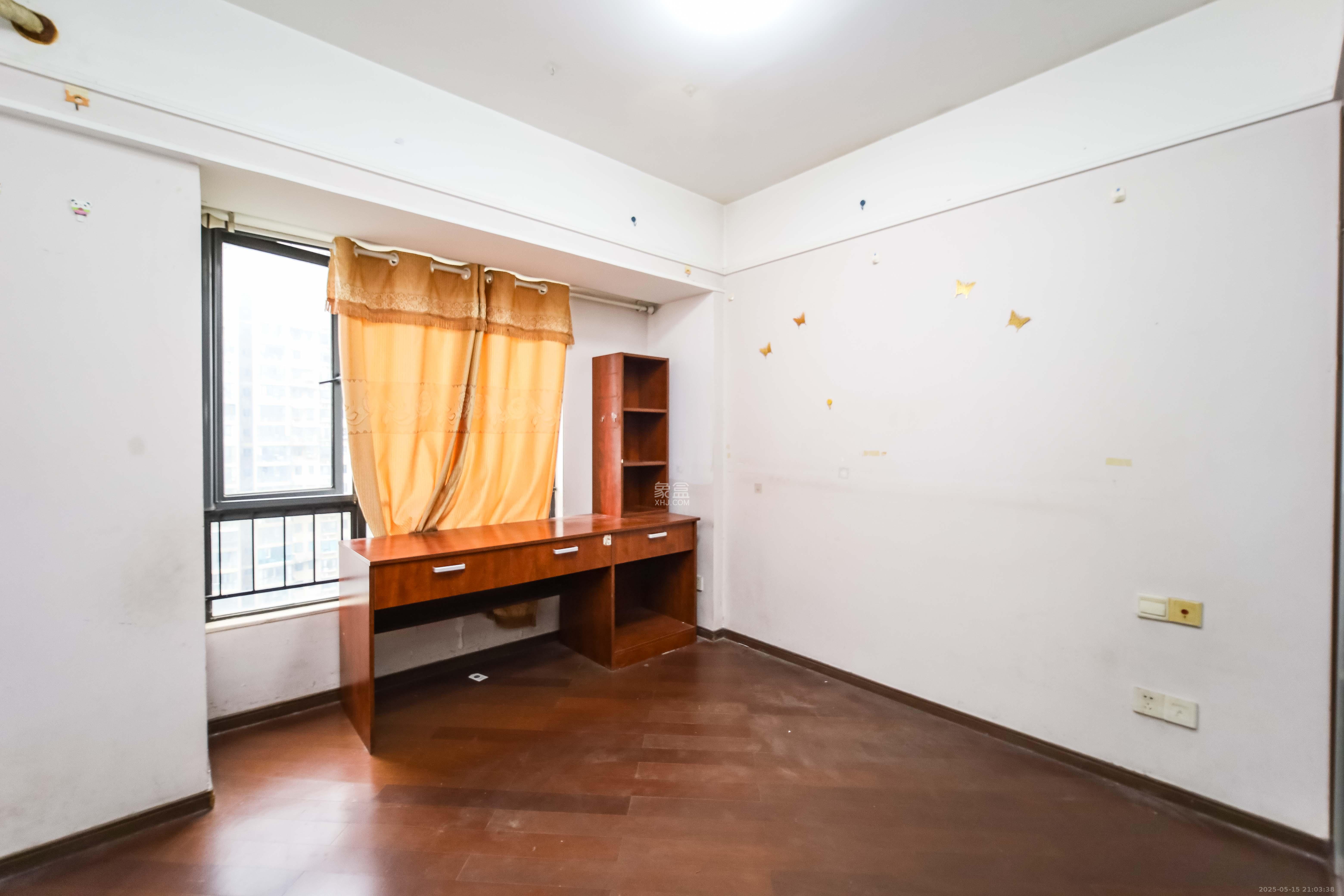 万科金域蓝湾 3室2厅1卫 78.0万 万科金域蓝湾 3室2厅1卫 78.0万卧室