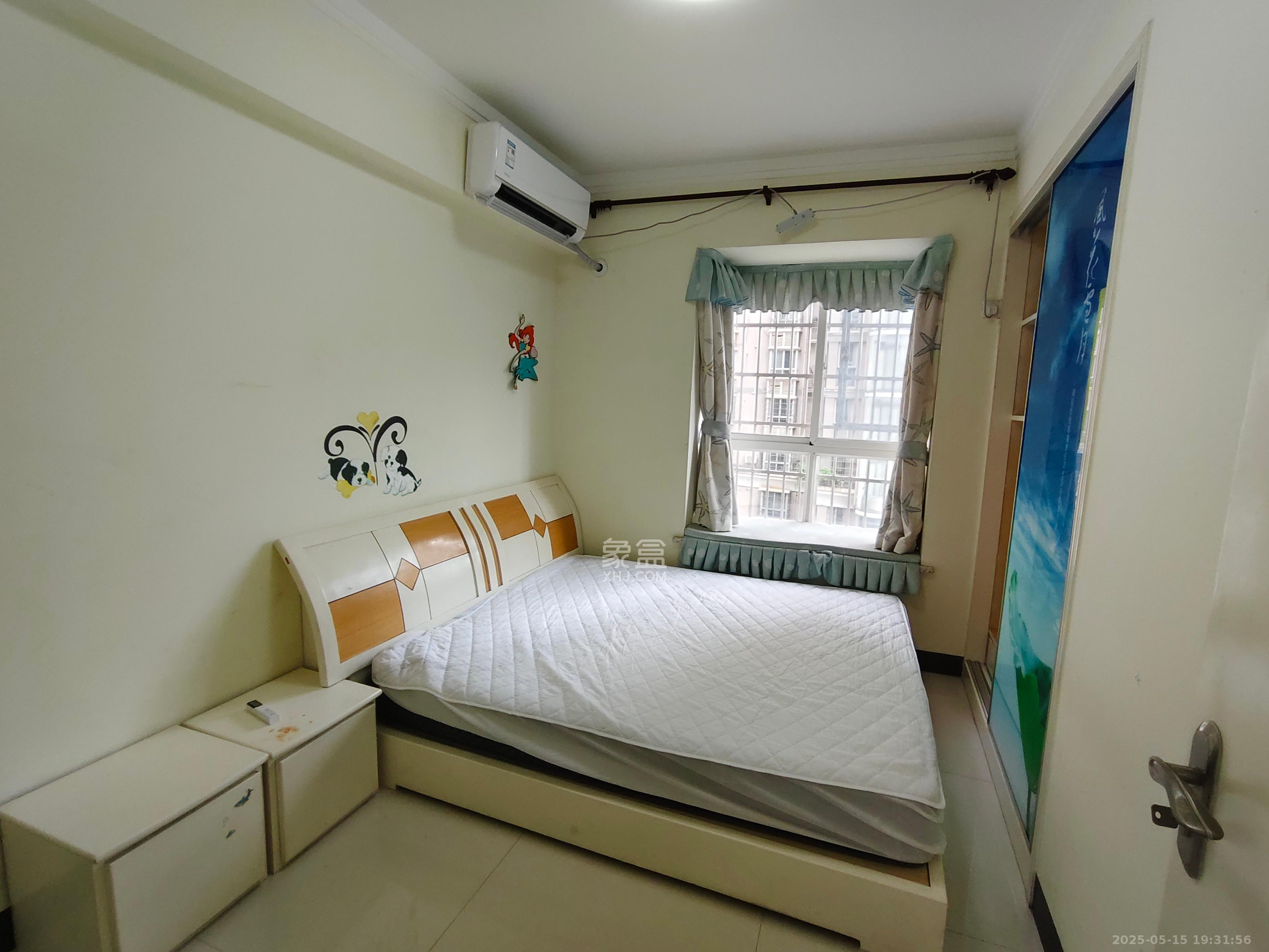 城市山水豪园（山水城市风景）  3室2厅2卫   2600.00元/月室内图