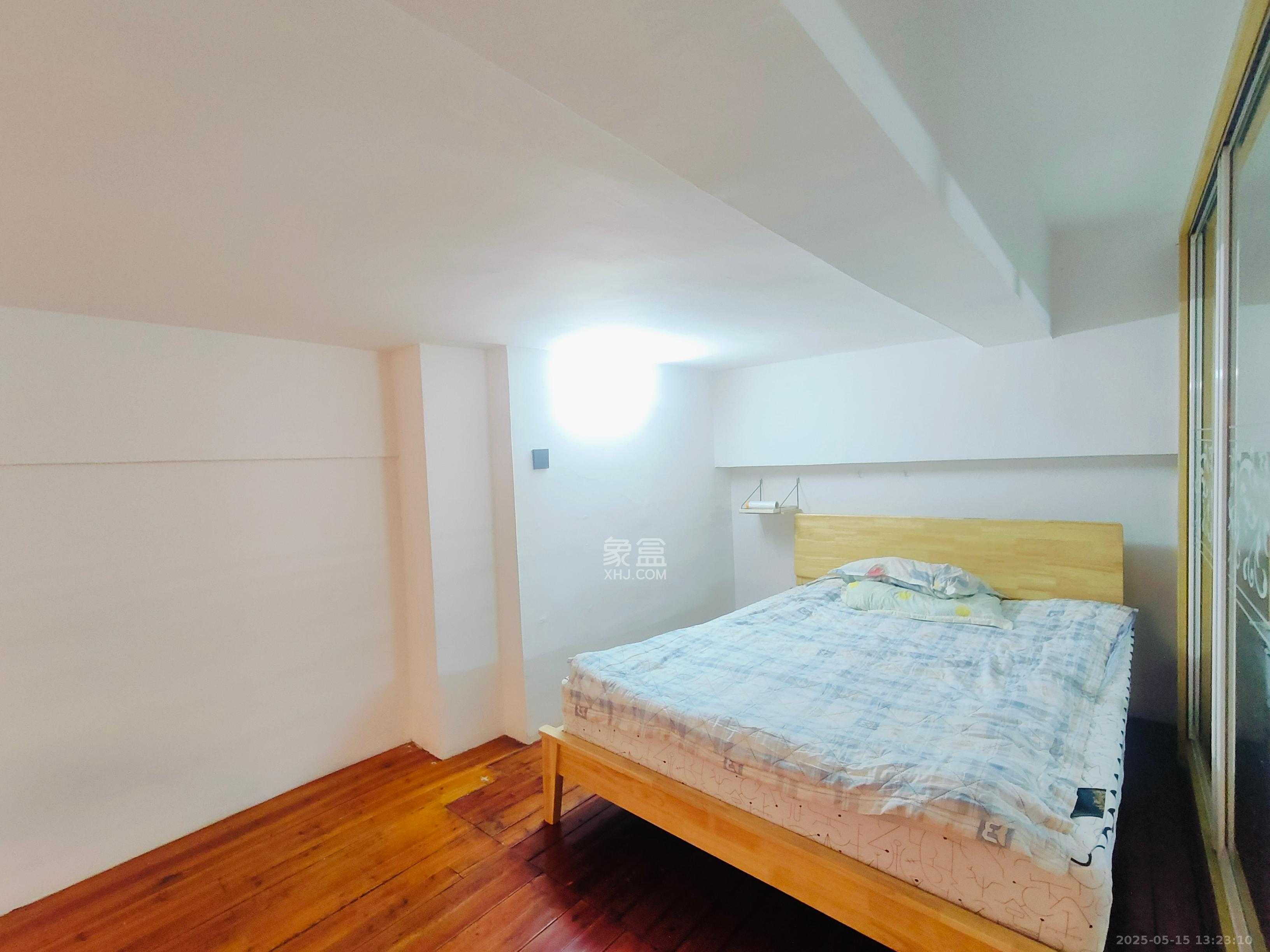 新天地（温馨家园）新长江宾馆  1室1厅1卫   1700.00元/月室内图