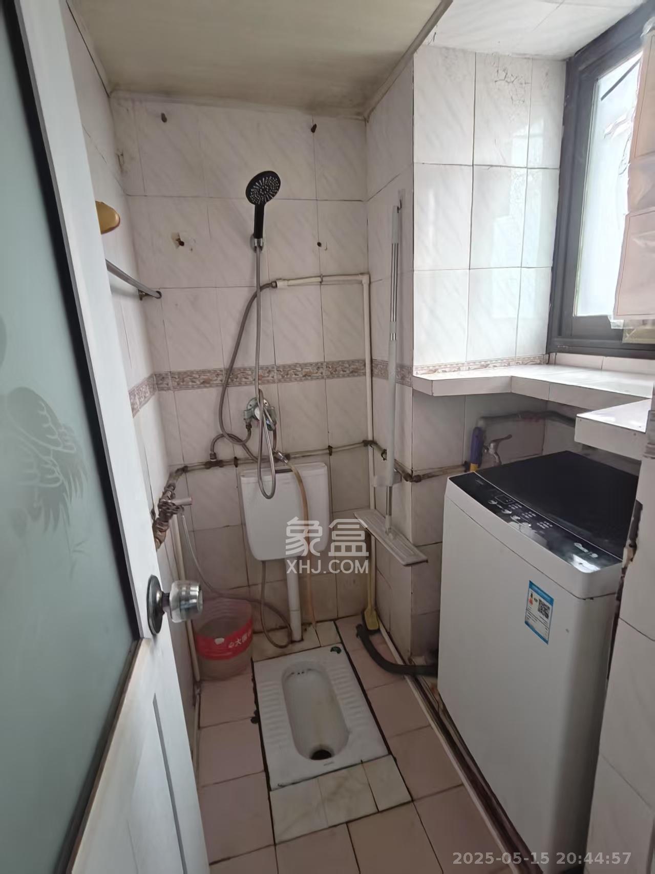 桂花二村 2室1厅1卫 1500.0元/月 桂花二村 2室1厅1卫 1500.0元/月室内图