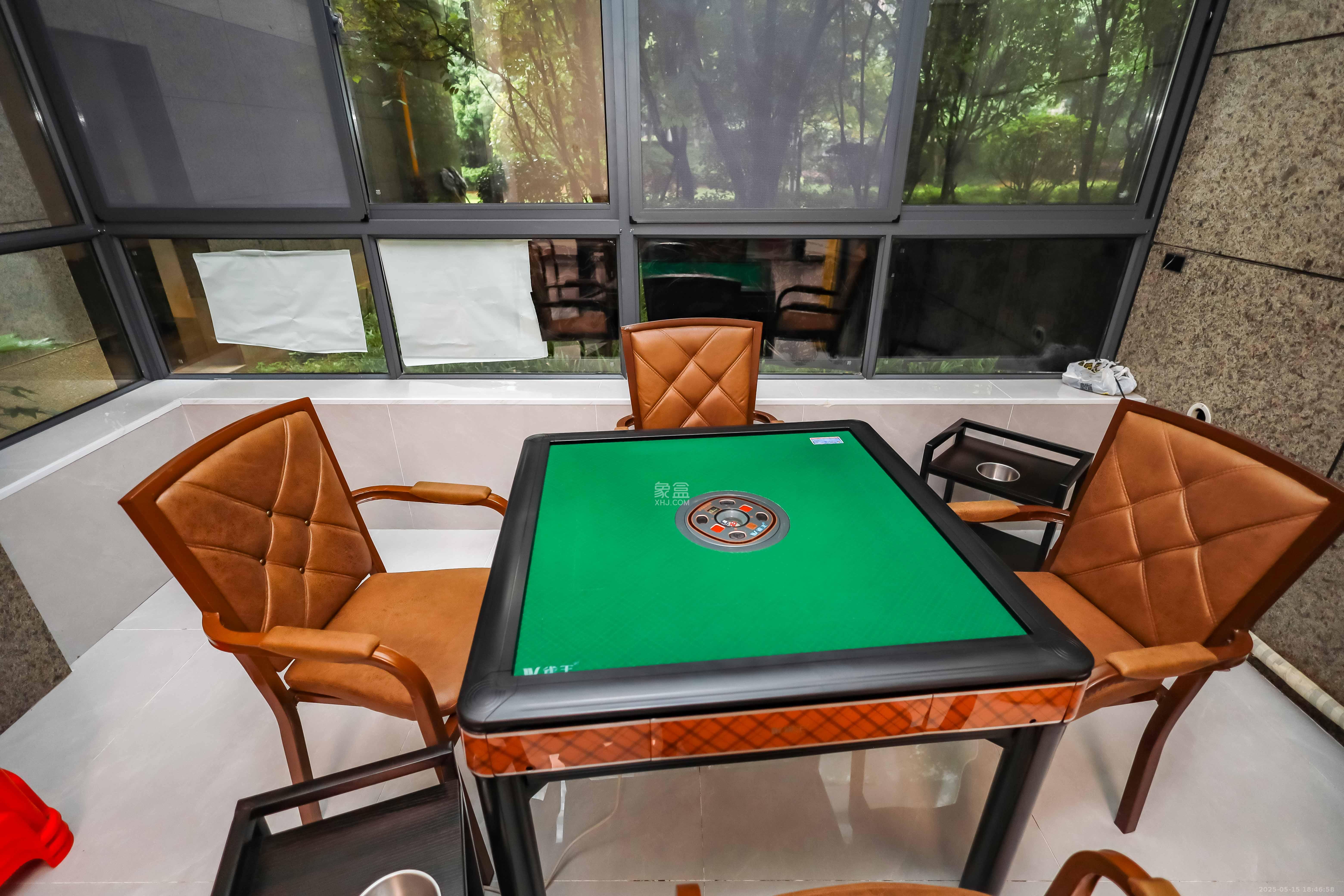 长房云时代 3室2厅2卫 92.0万 长房云时代 3室2厅2卫 92.0万阳台