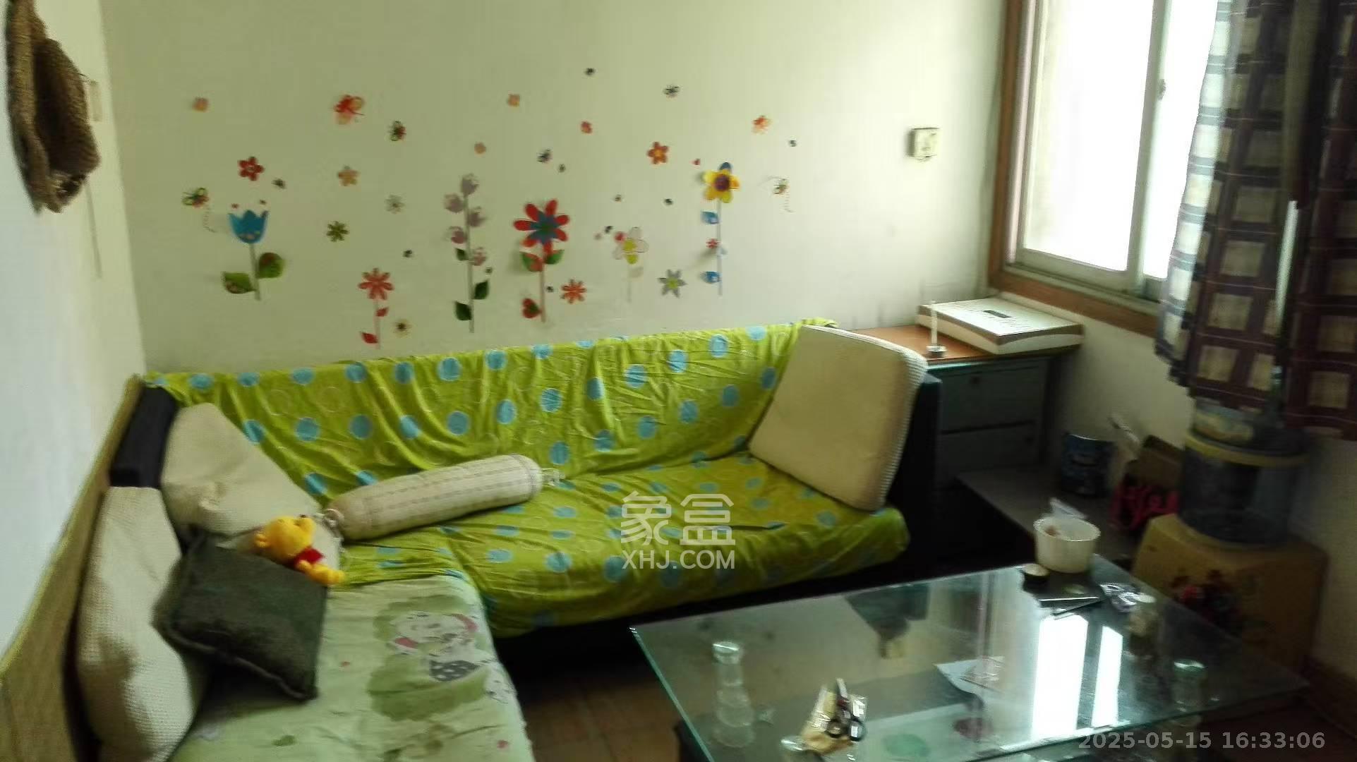 解放四村石子冲 2室1厅1卫 1200.0元/月 解放四村石子冲 2室1厅1卫 1200.0元/月室内图