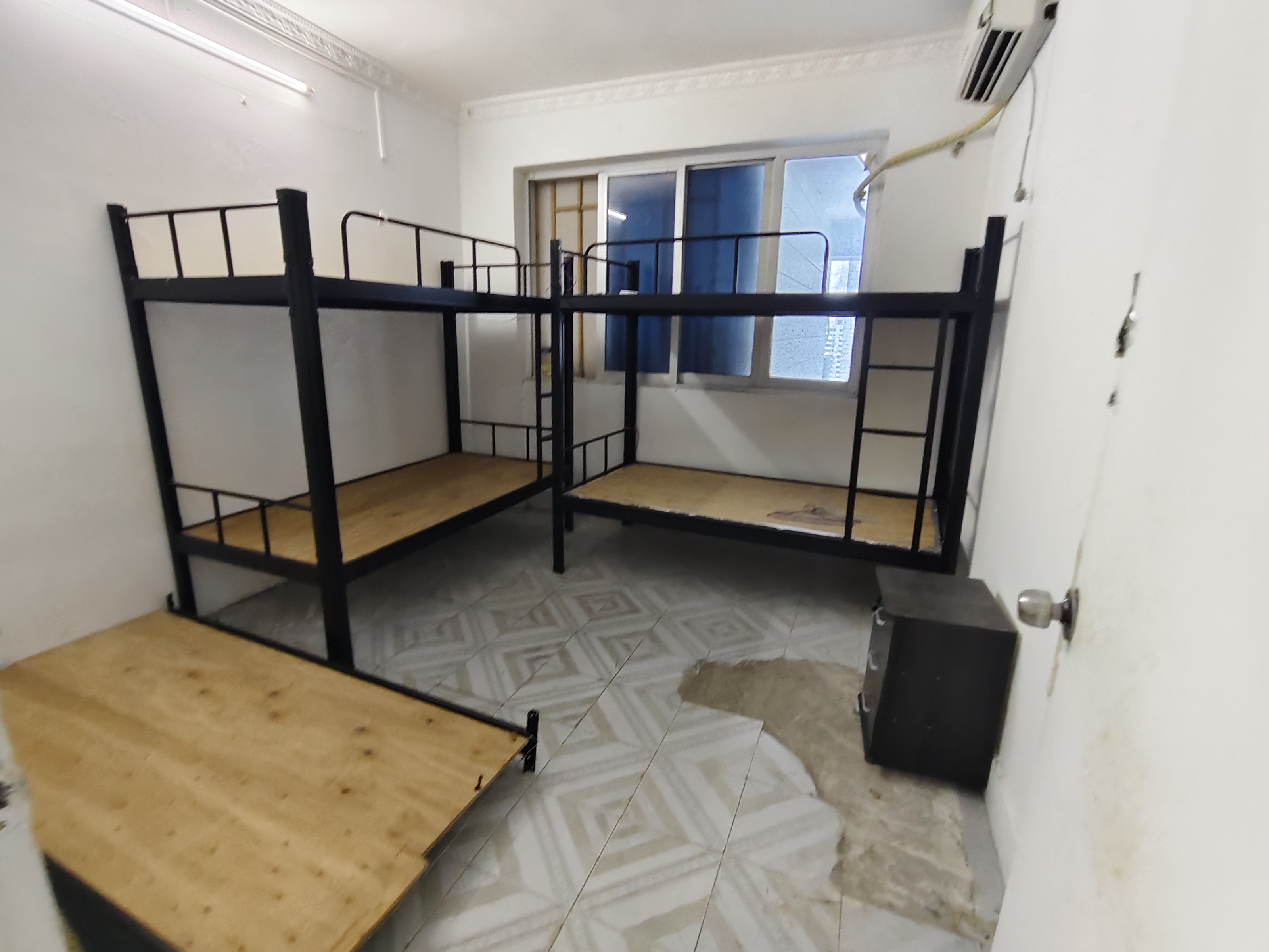 城中城  3室2厅2卫   3000.00元/月室内图